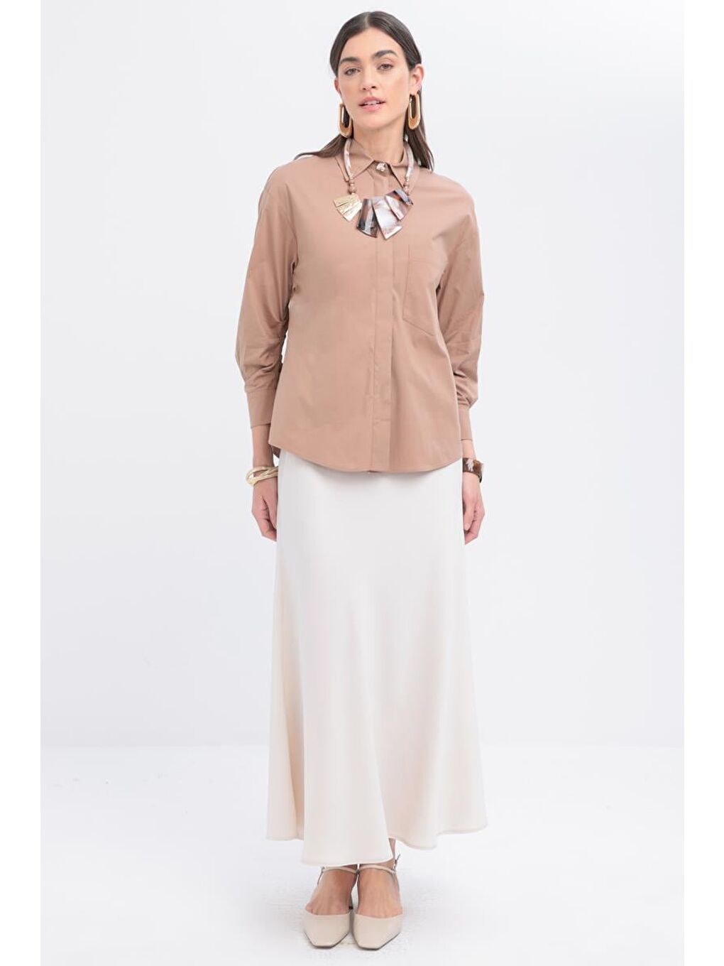 Bej Vizon-Kolu Büzgülü Poplin Gömlek-1