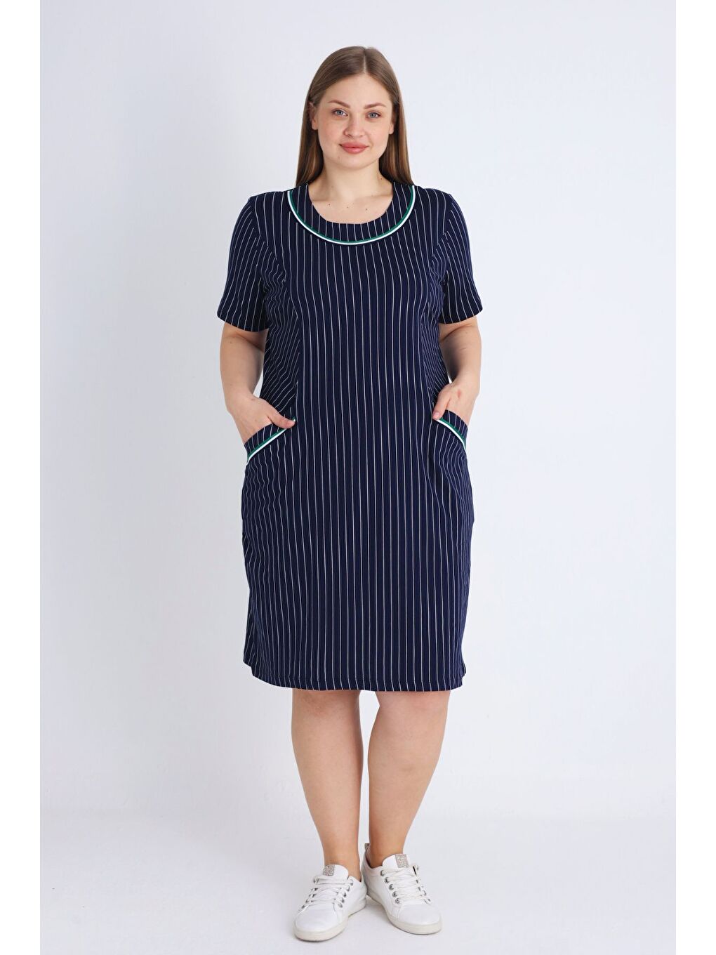 Kadın Lacivert Kısa Kollu Biyel Büyük Beden Pamuklu Elbise-1