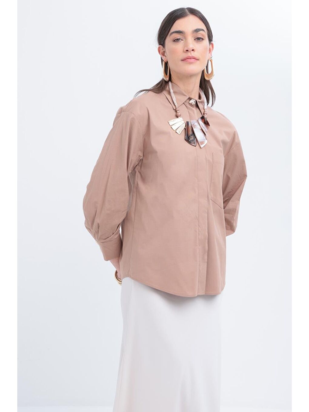 Bej Vizon-Kolu Büzgülü Poplin Gömlek-3