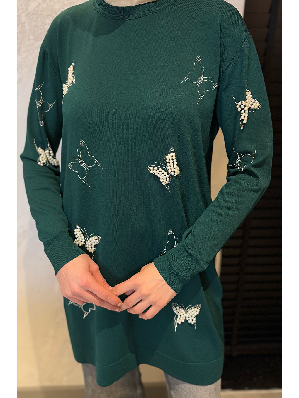 Yeşil Kelebek Taşlı Bisiklet Yaka Tesettür Tunik-4