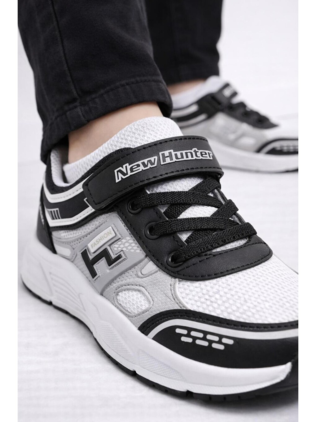 Beyaz Unisex Çocuk Spor Günlük Hafif Taban Cırtlı Bağcıklı Nefes Alabilen Kaymaz Okul Ve Günlük Sneaker-1