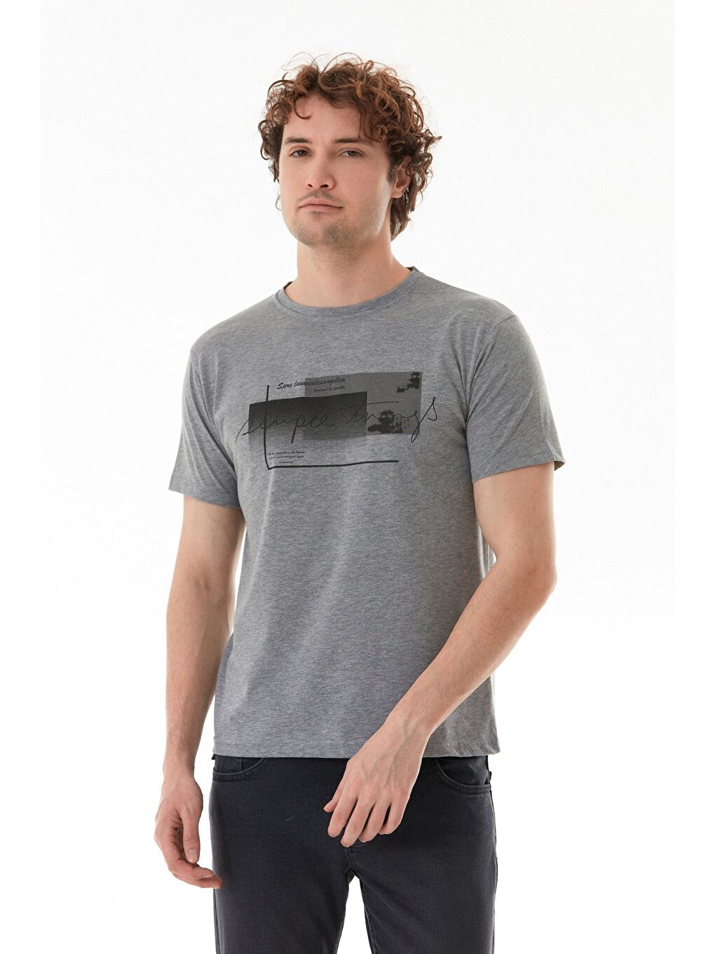 Gri Yazı Baskılı Bisiklet Yaka Tişört