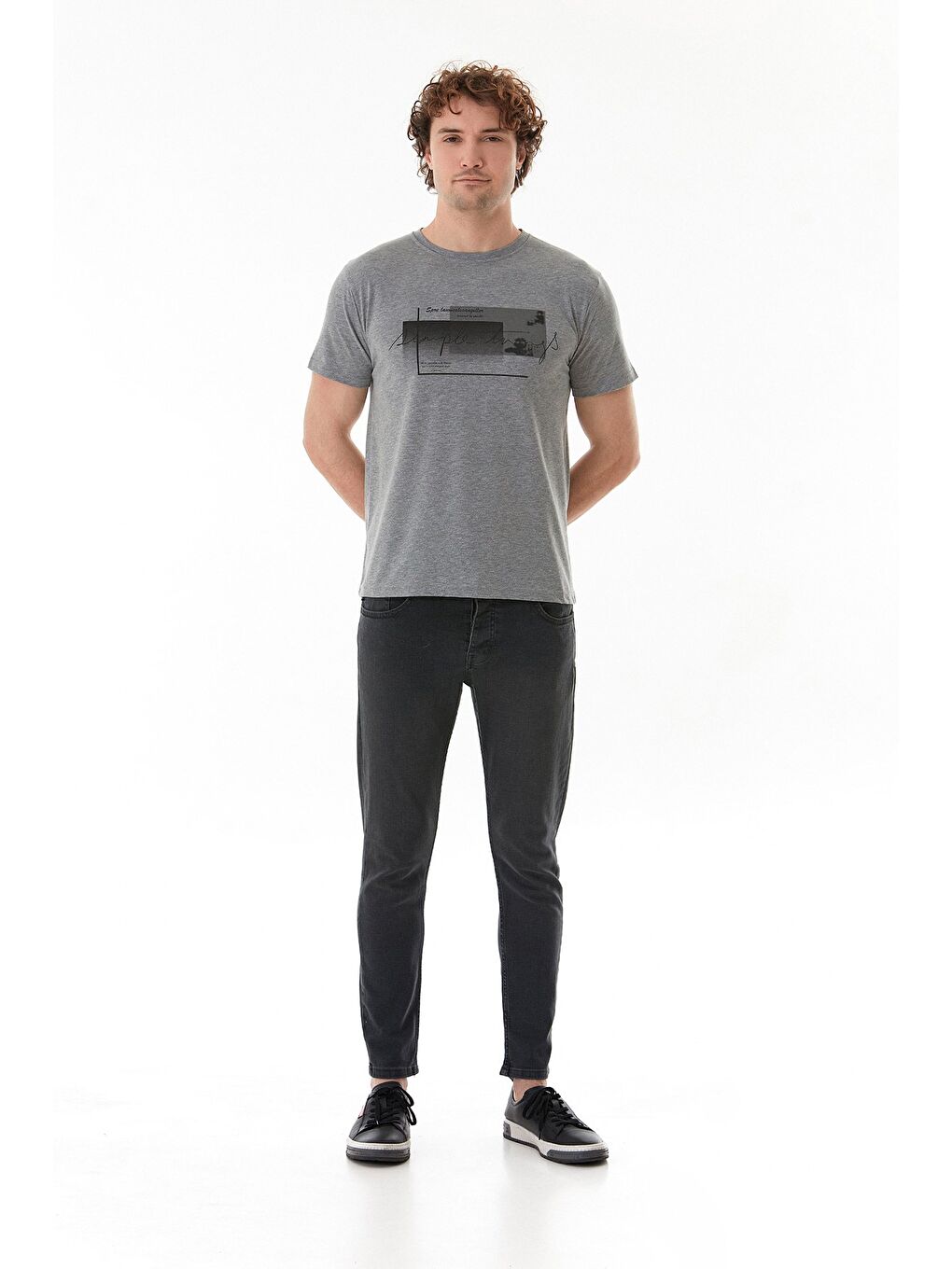 Gri Yazı Baskılı Bisiklet Yaka Tişört-3