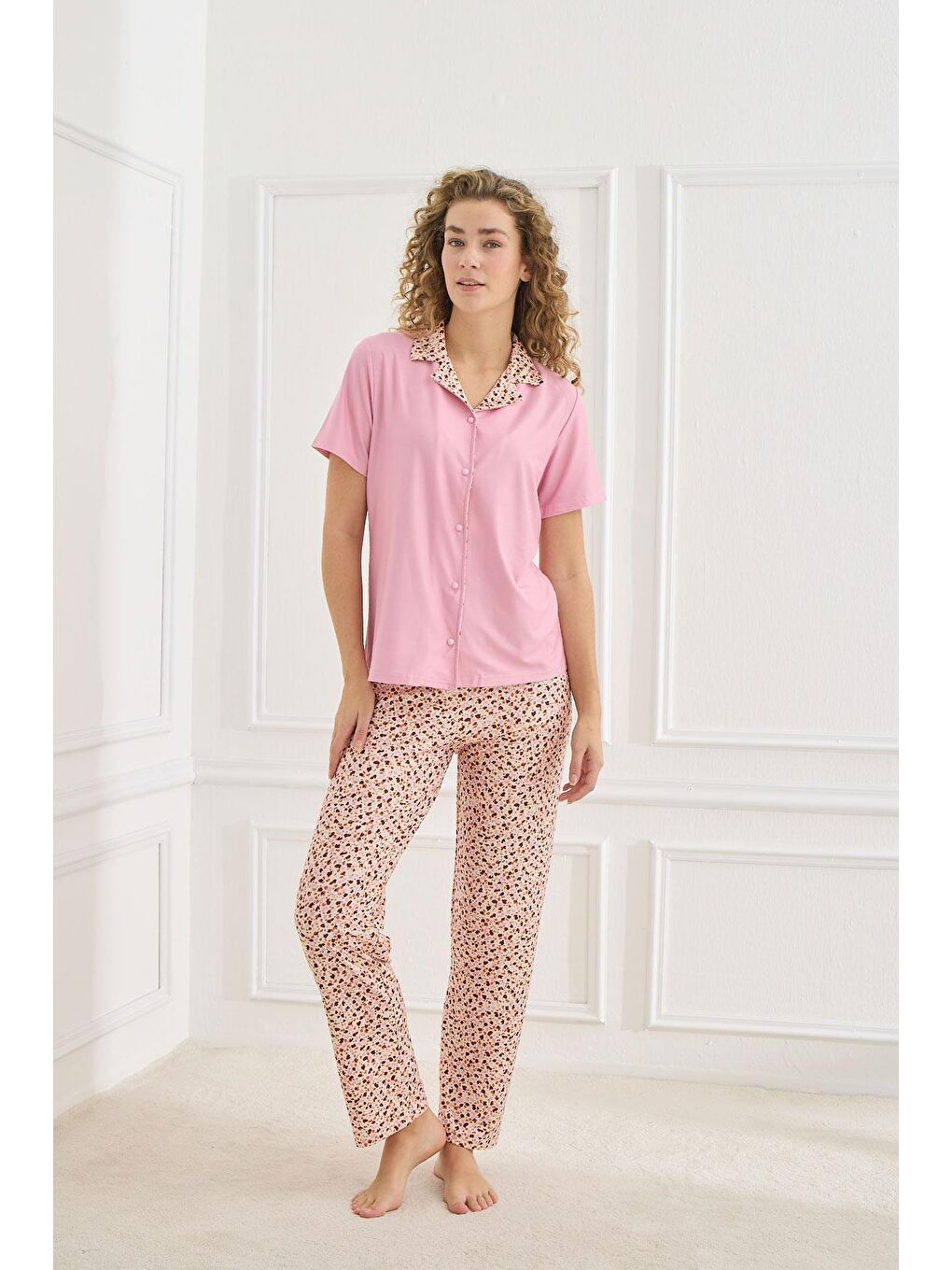 Kadın Desenli Polo Yaka Kısa Kol Pijama Takım | Pembe 30101-970