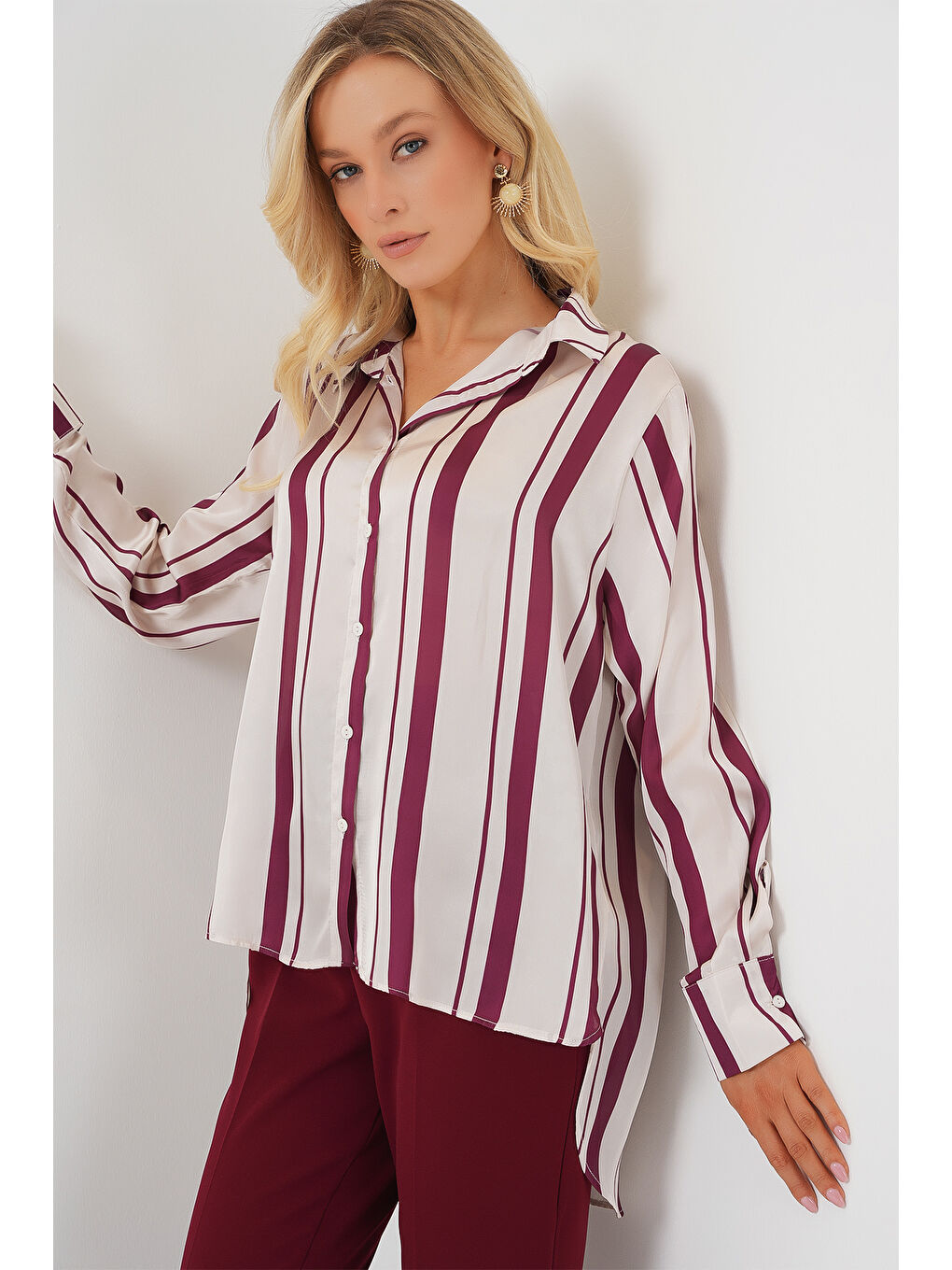 Kadın Çizgili Uzun Saten Gömlek 20291 - Bordo-2
