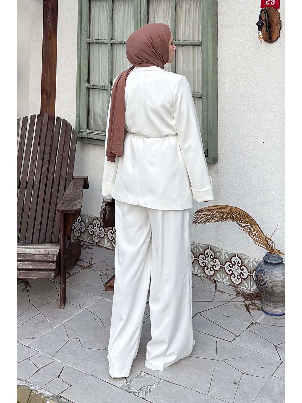 Derin Pens Detaylı Tesettür Takım Beyaz-3