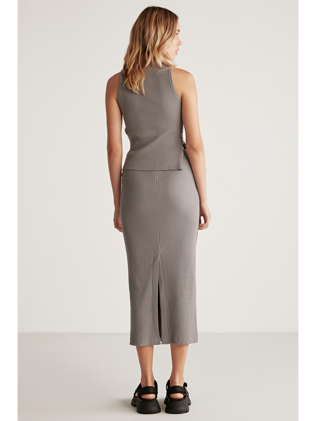 Lauren Kadın Slim Fit Fermuar Detaylı Midi Gri Etek-5