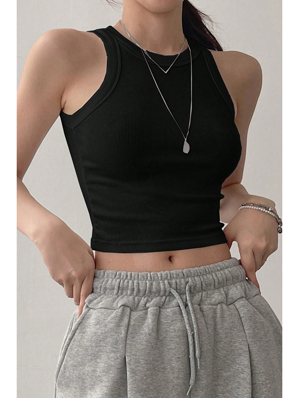 Kadın Siyah Kaşkorse Geniş Askılı Fitilli Crop Atlet-1