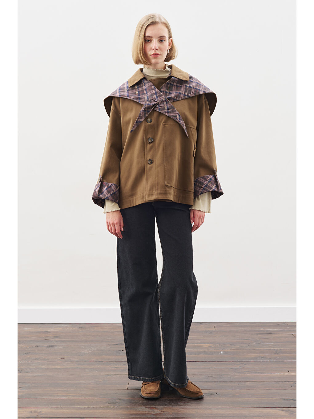 Greta Şal Detaylı Parka Ceket Haki-1