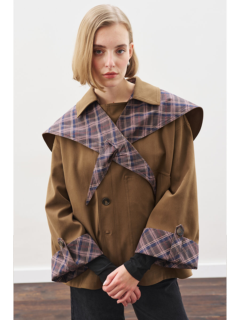 Greta Şal Detaylı Parka Ceket Haki-2