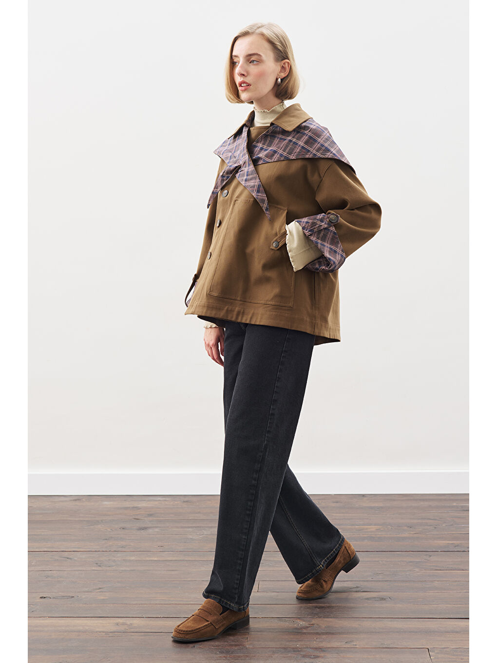 Greta Şal Detaylı Parka Ceket Haki-3