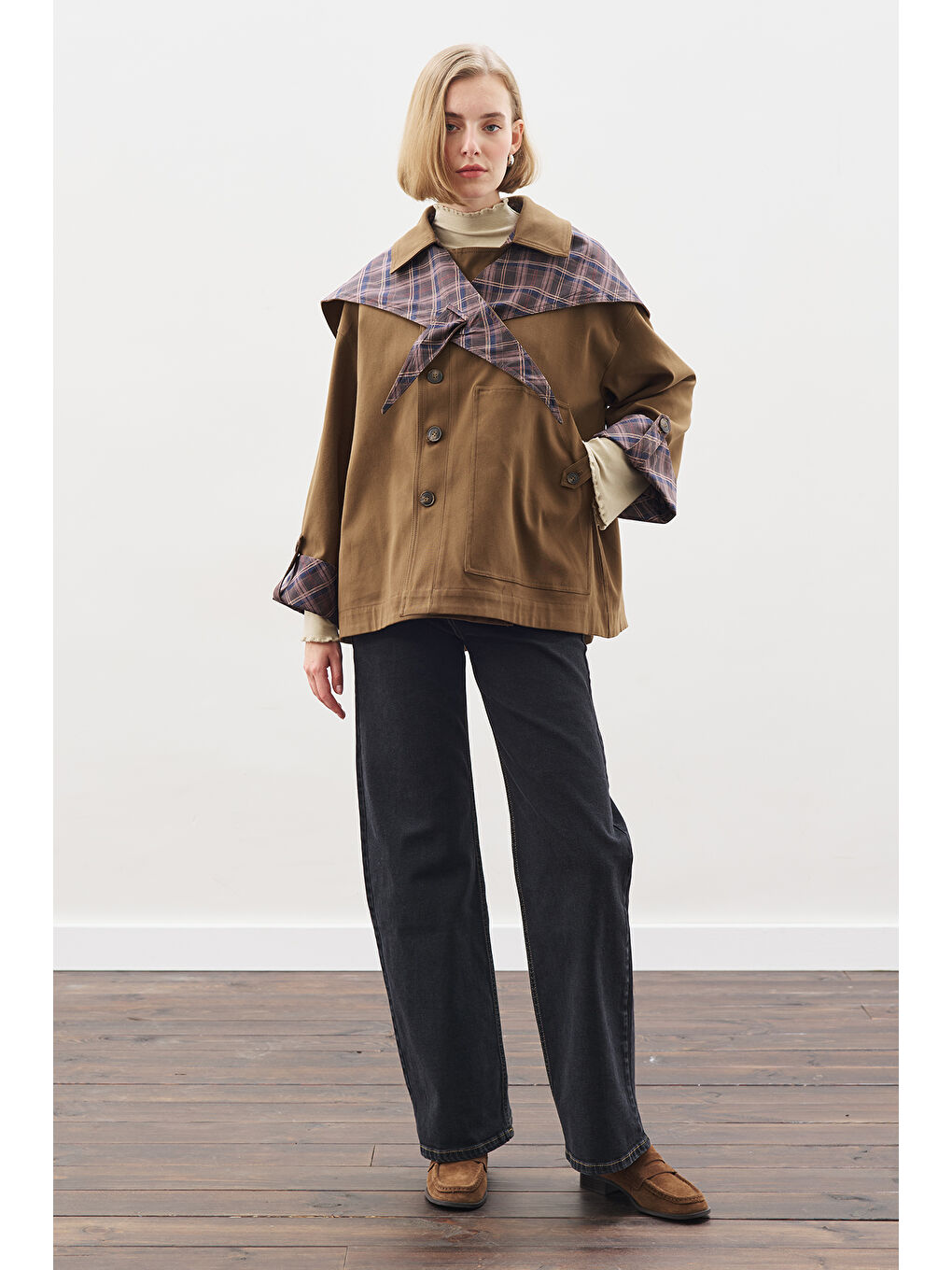 Greta Şal Detaylı Parka Ceket Haki-4