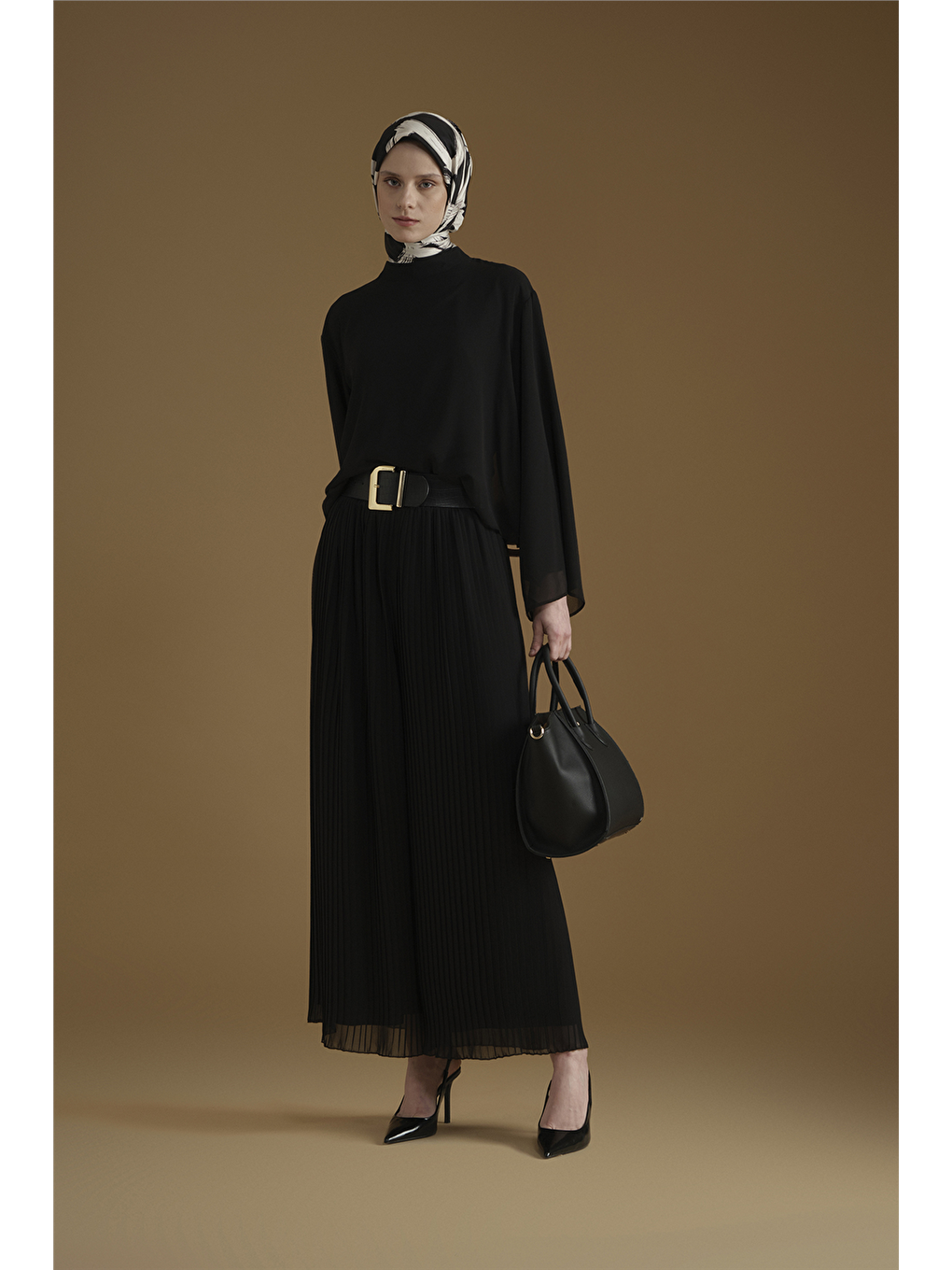 Kırışık Efektli Pantolonlu Takım Siyah-2