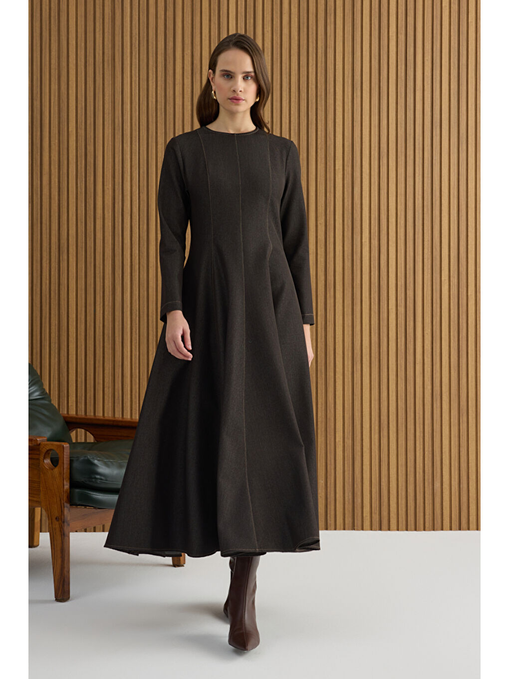 Kahverengi Denim Görünümlü Elbise