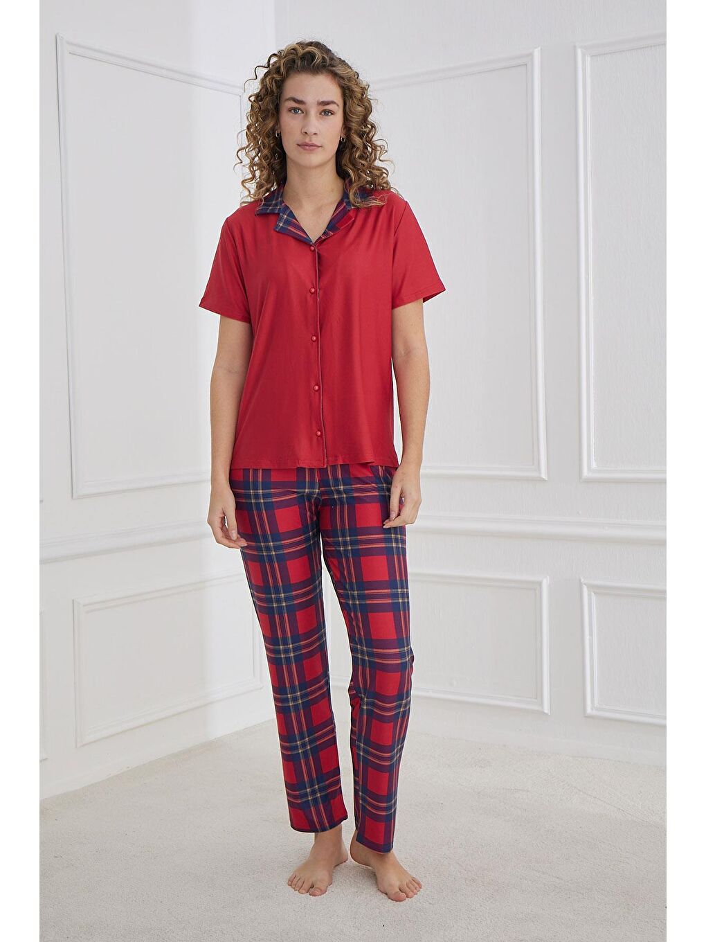 Kadın Desenli Polo Yaka Kısa Kol Pijama Takım | Kırmızı 30101-327