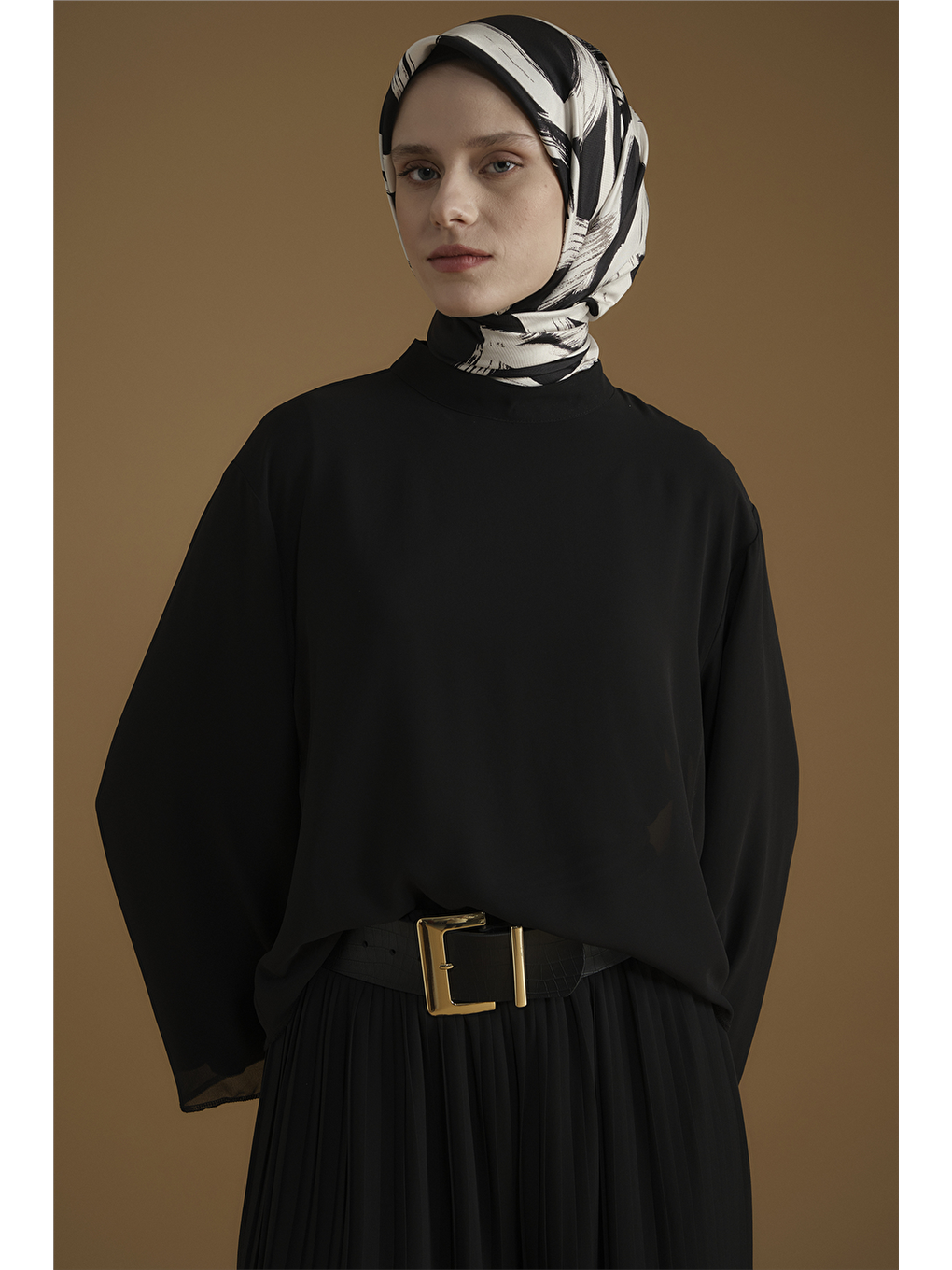 Kırışık Efektli Pantolonlu Takım Siyah-4