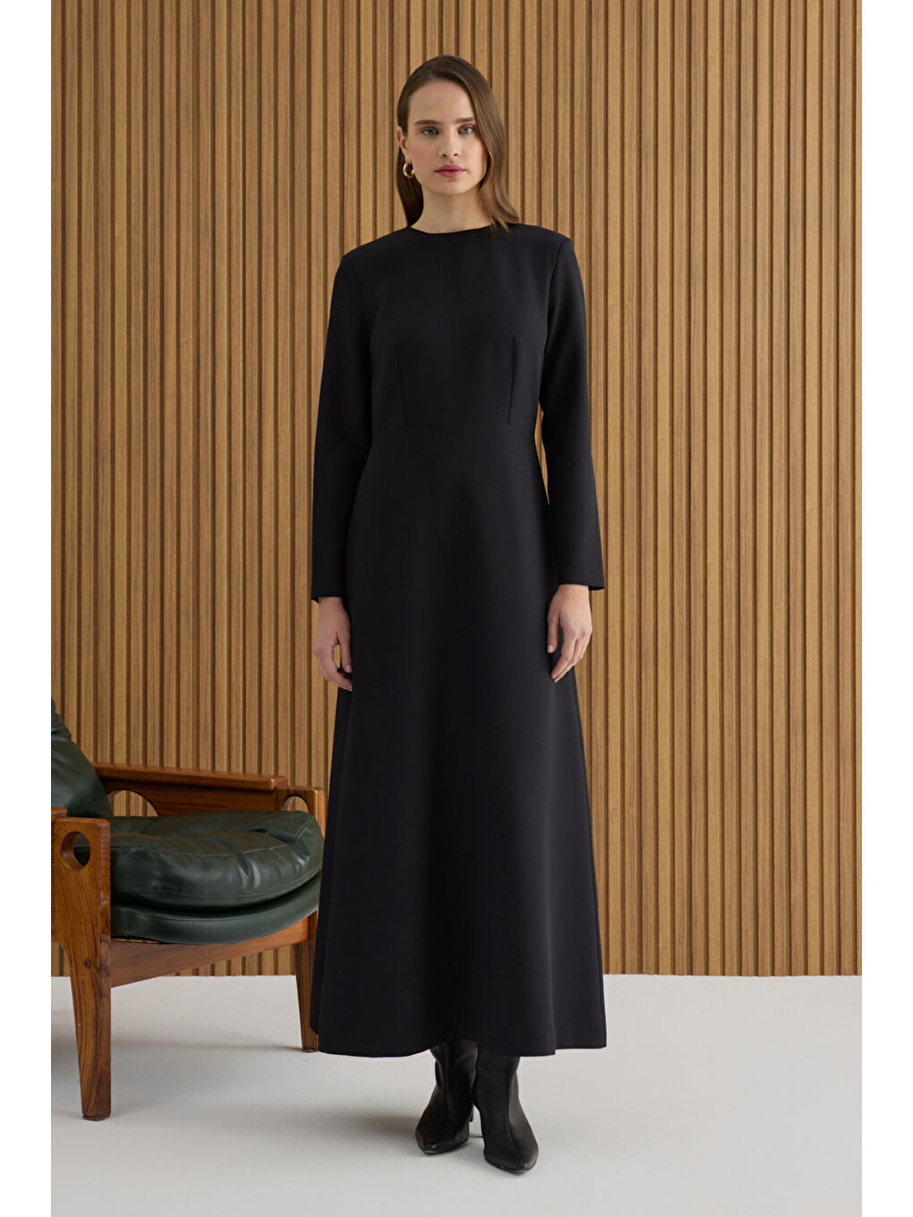 Siyah Dokuma Elbise-2