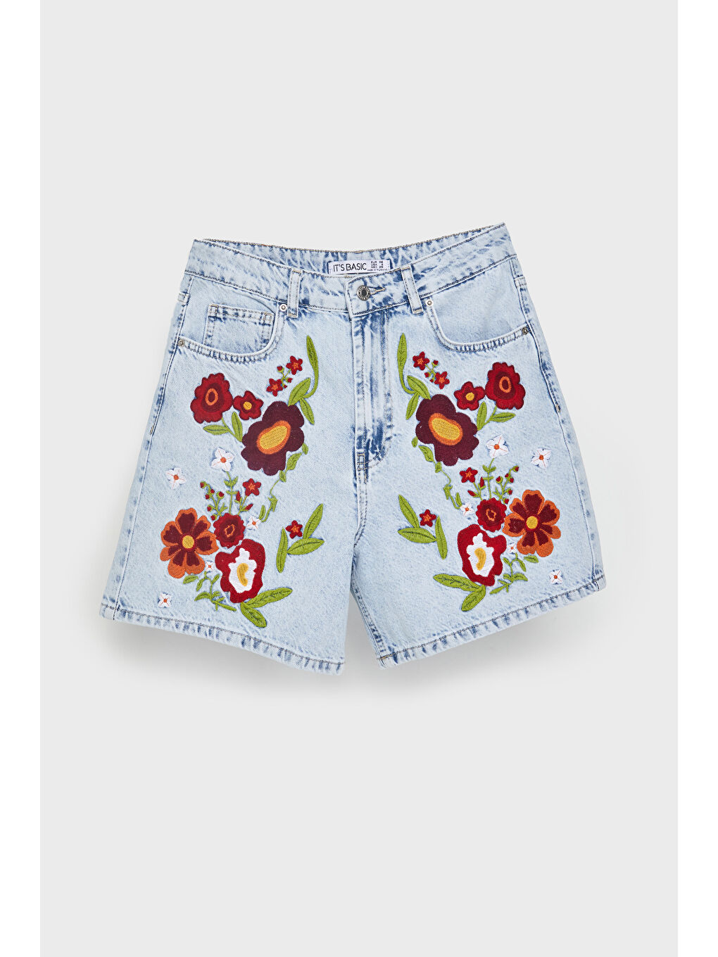 Mavi Kadın Ice Jean Rengi 3s5-3 Kırmızı Çiçek Nakışlı Midi Boy %100 Pamuk Rahat Kesim Tasarım Denim Şort-1