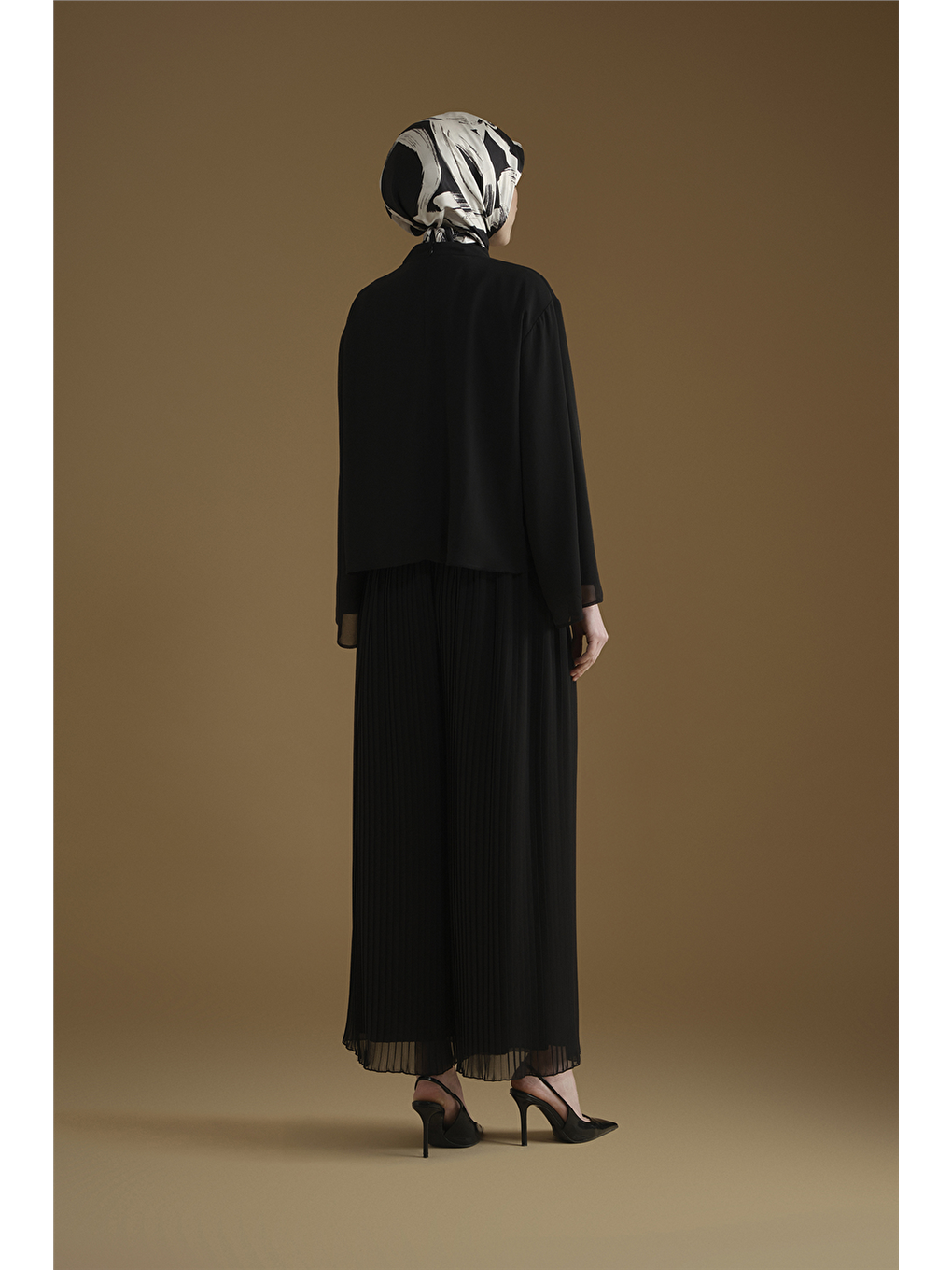 Kırışık Efektli Pantolonlu Takım Siyah-7