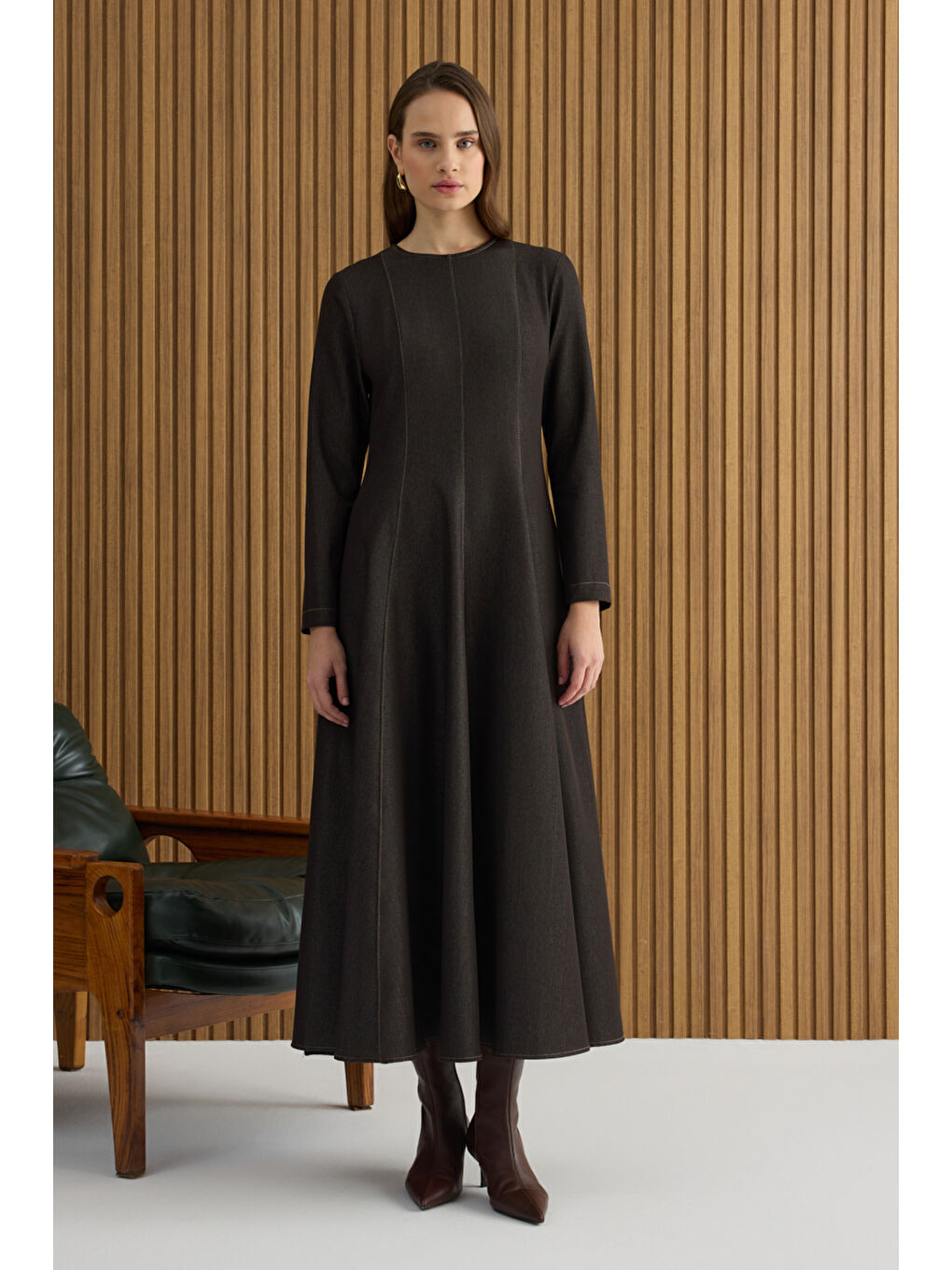 Kahverengi Denim Görünümlü Elbise-2