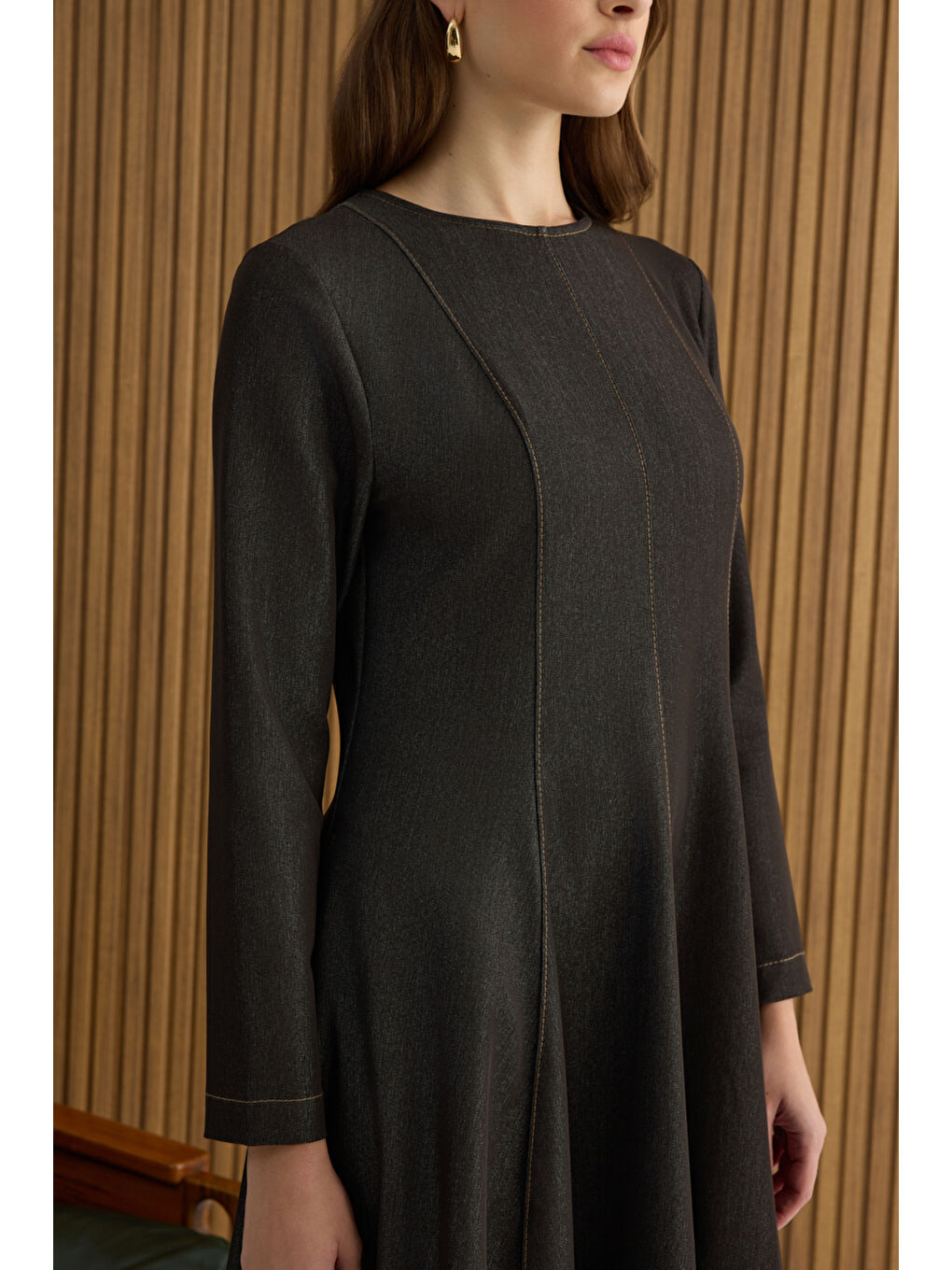 Kahverengi Denim Görünümlü Elbise-4