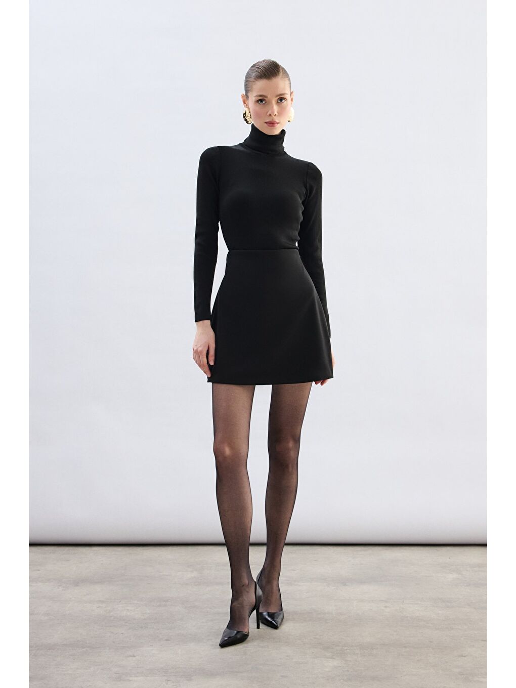 Kısa Şort Etek - Siyah-4