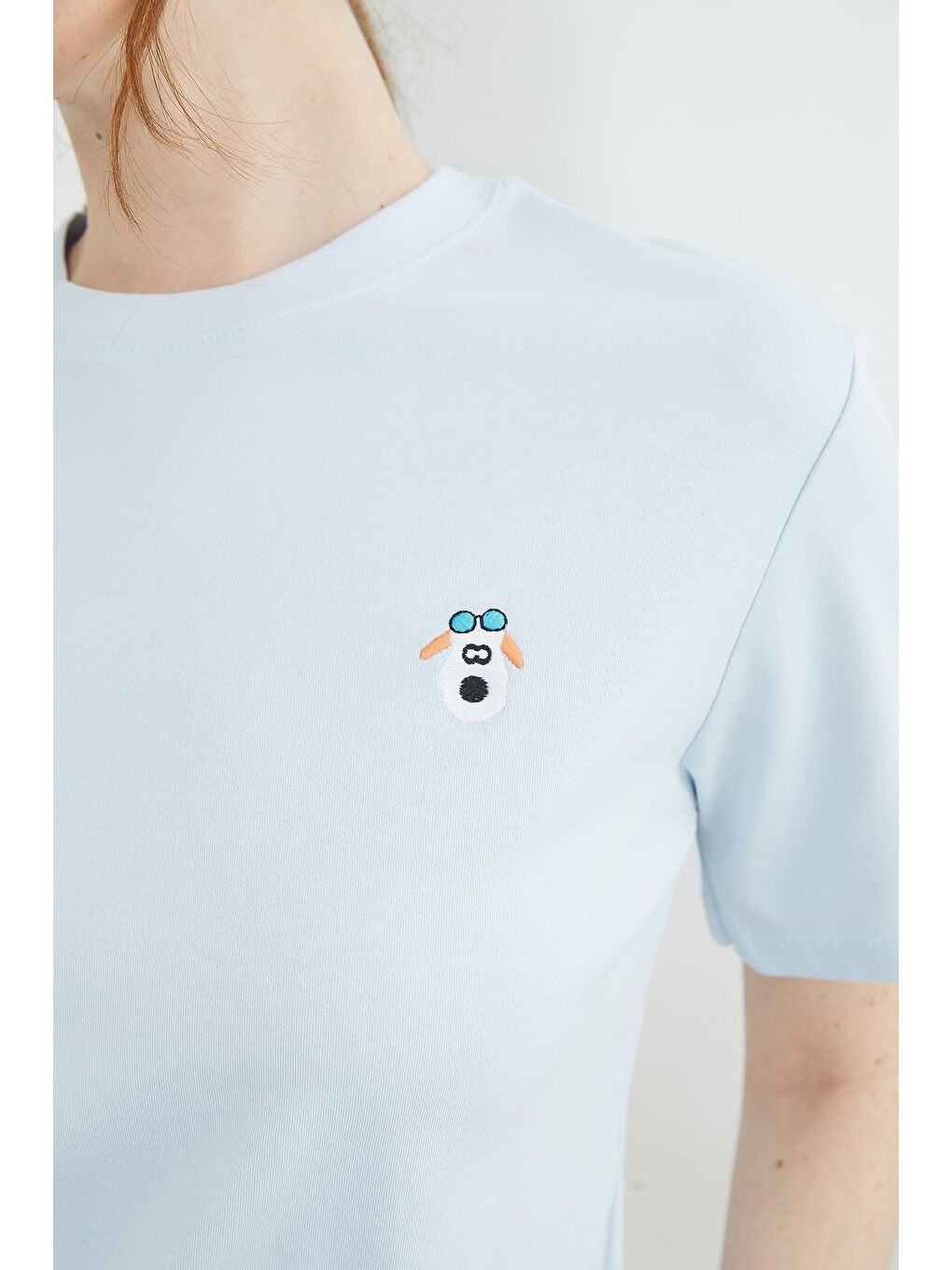 Mavi Köpek Nakışlı Bisiklet Yaka Tişört-4