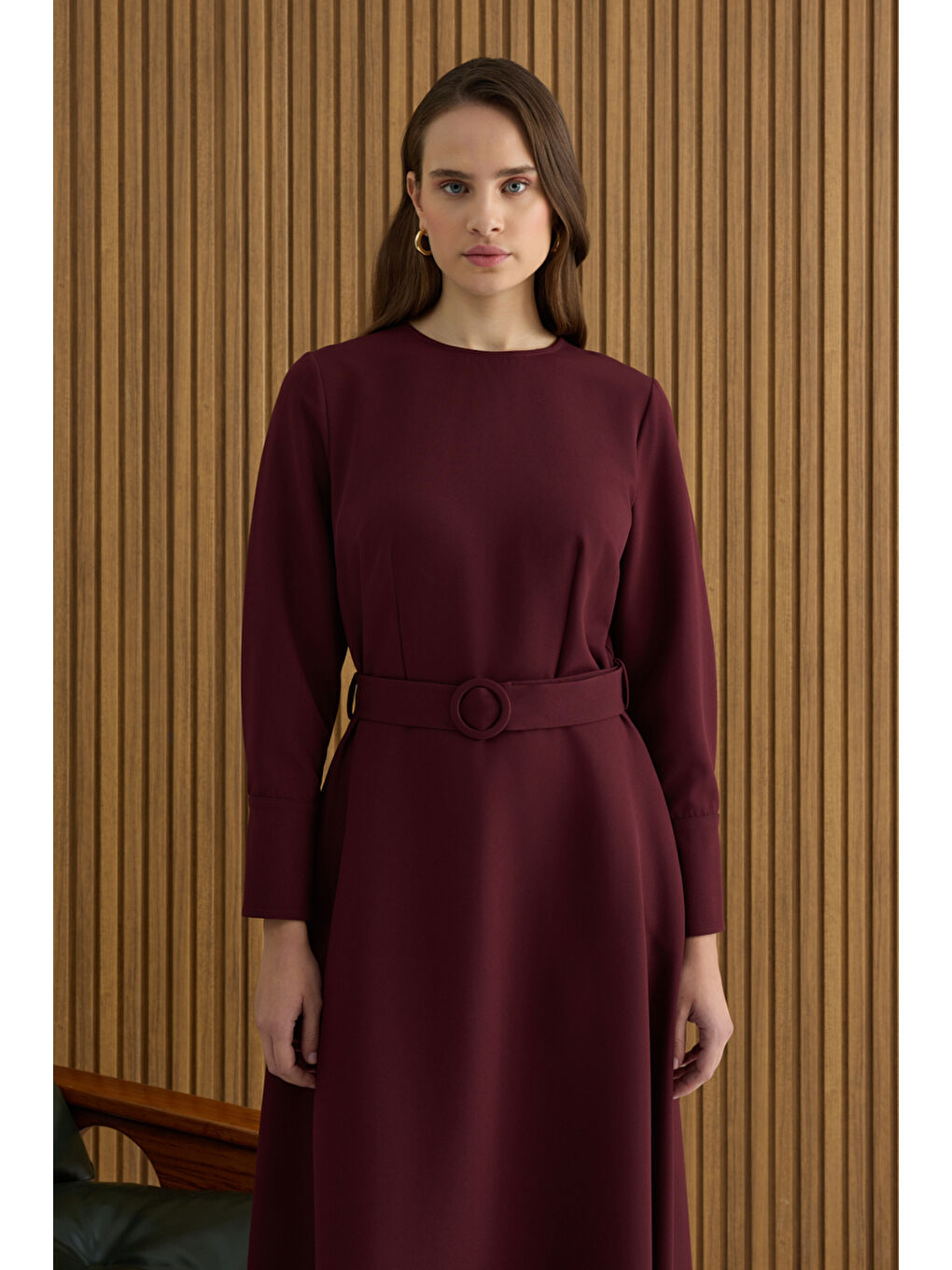 Bordo Kemerli Evaze Elbise-4