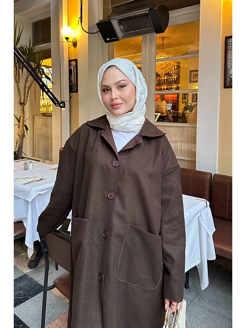 Kahverengi Kadın Cep Detaylı Ara Boy Kaşe Kahve