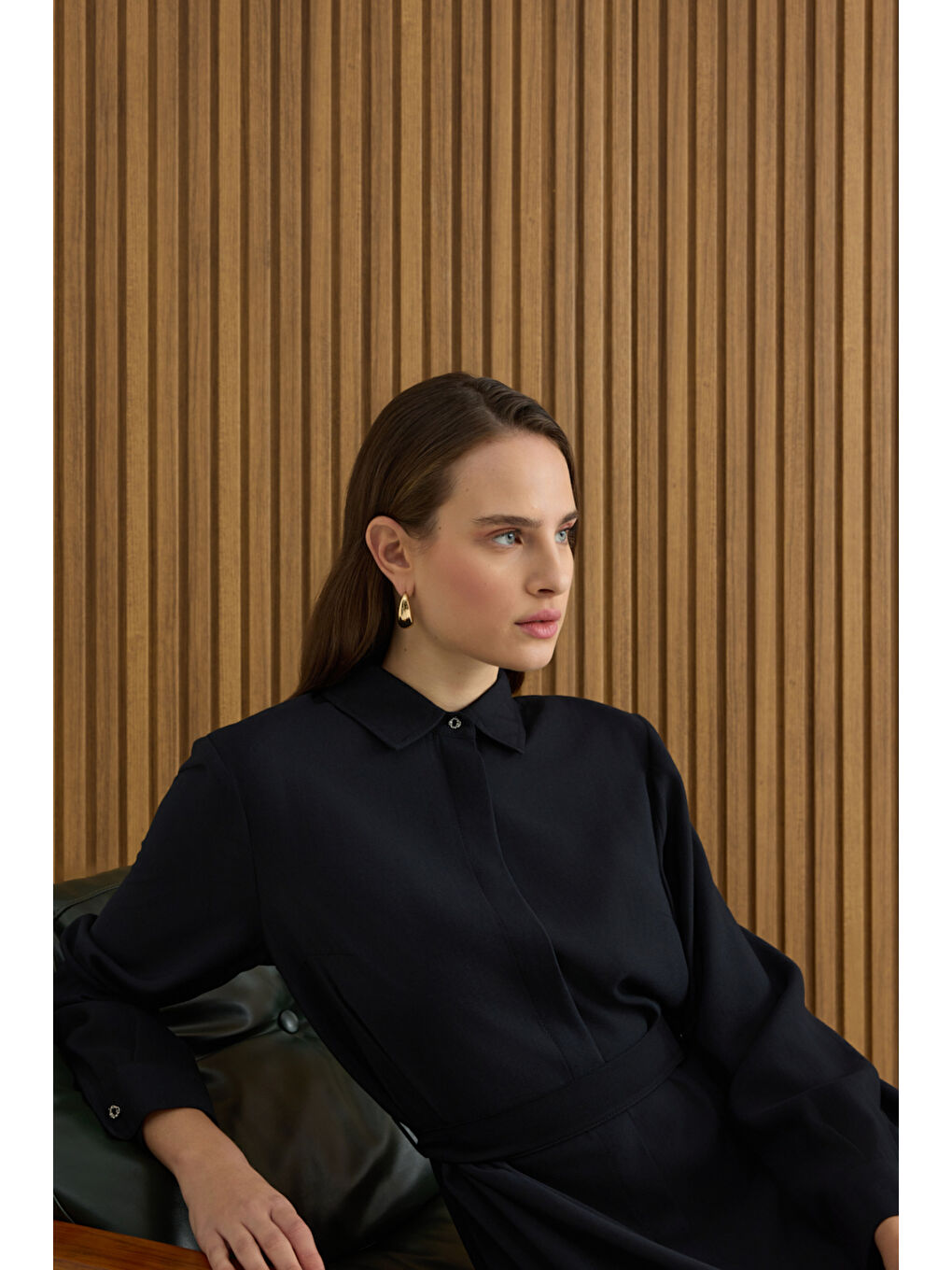 Siyah Metal Tokalı Modal Elbise-1