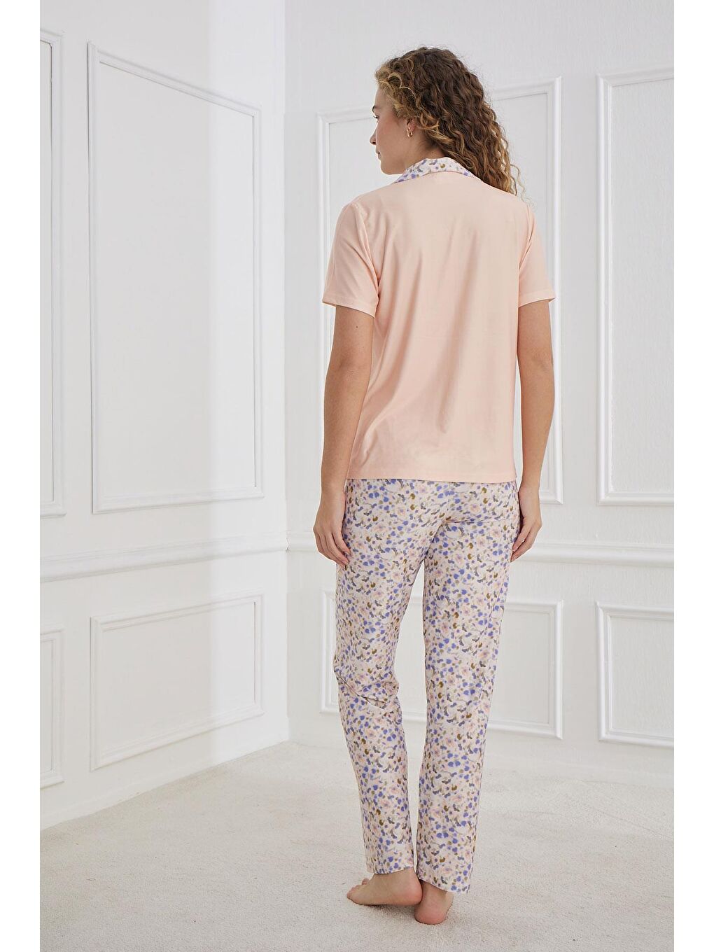 Pembe Kadın Desenli Polo Yaka Kısa Kol Pijama Takım | Somon 30101-947-2