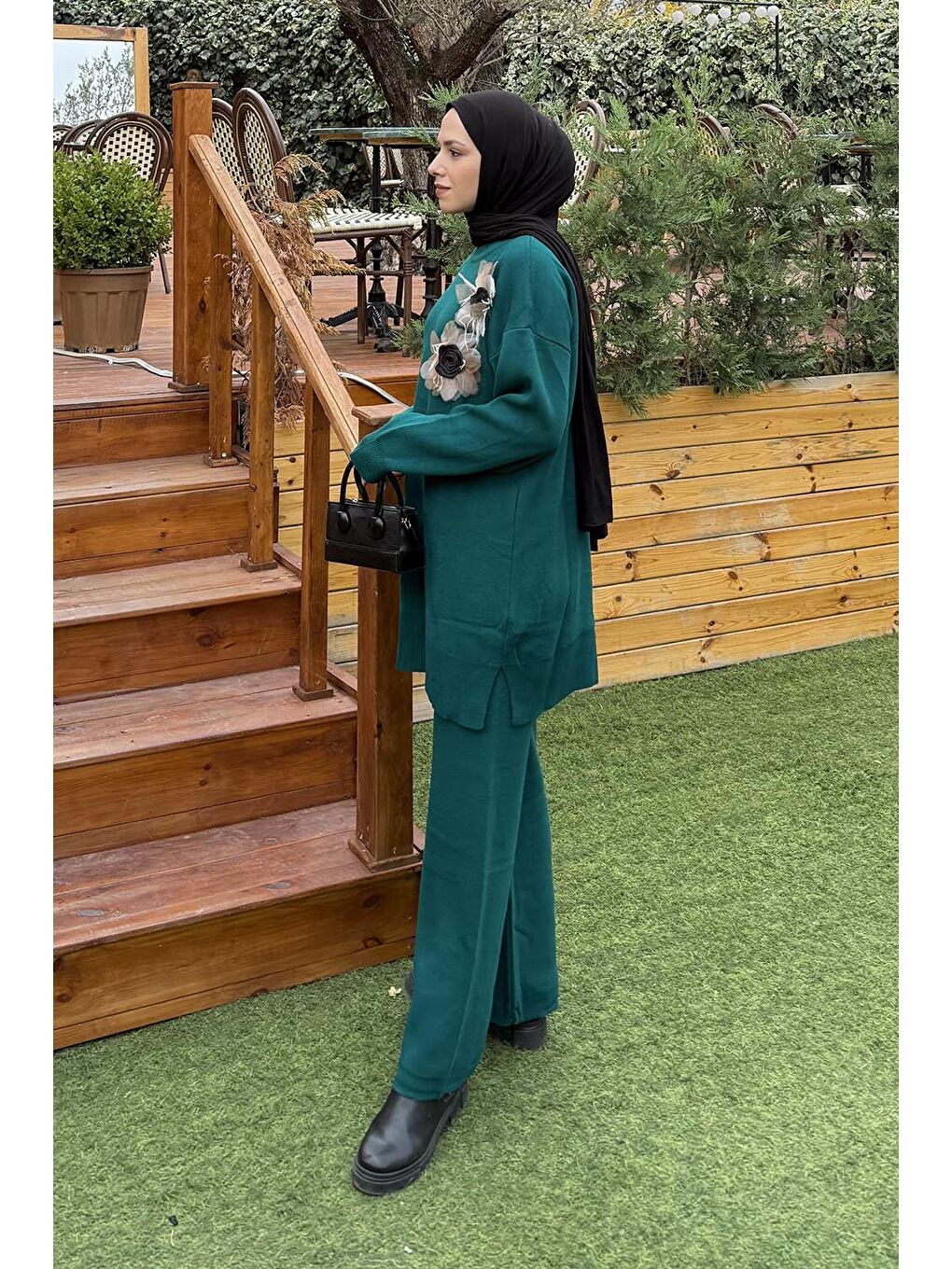 Aksesuarlı Triko Takım Zümrüt Yeşili-1