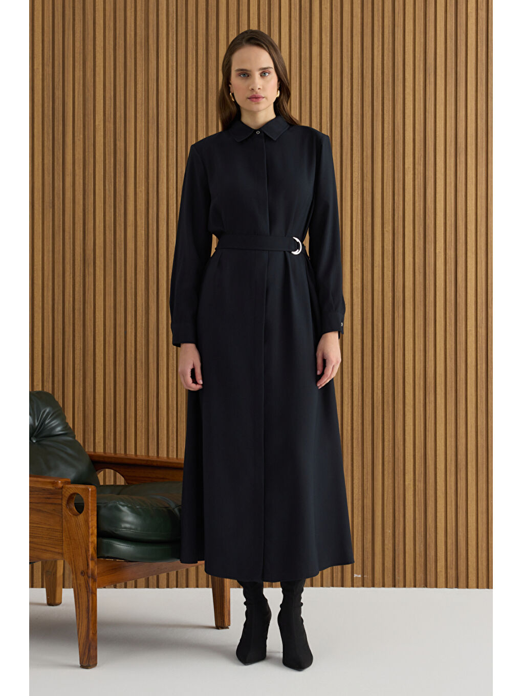 Siyah Metal Tokalı Modal Elbise-2