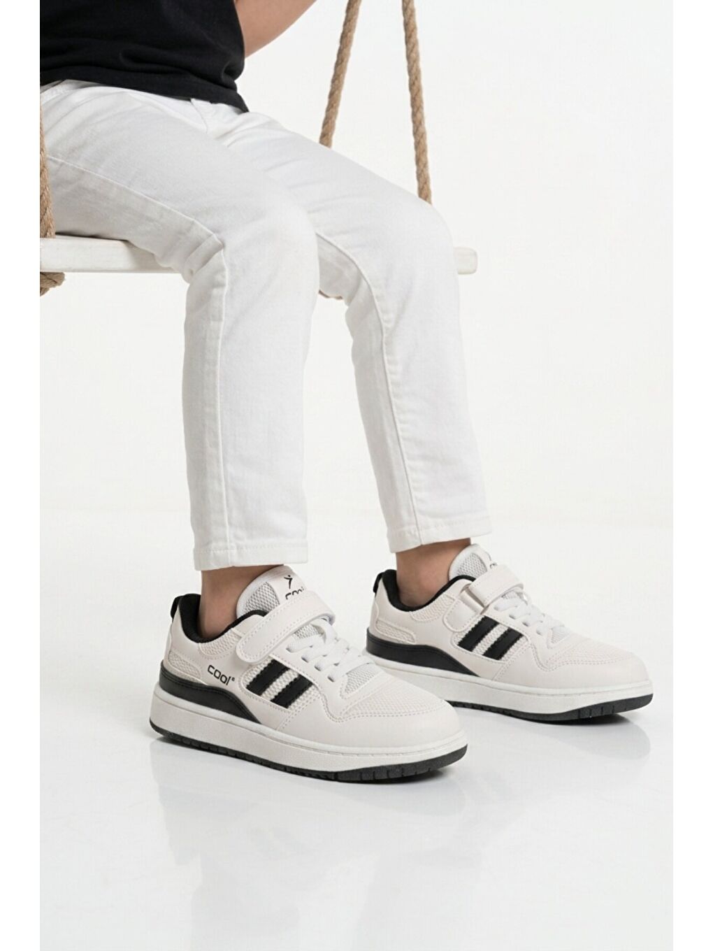 Beyaz Siyah Fileli Hafif Cırtlı Unisex Çocuk Spor Ayakkabı Stella F-1