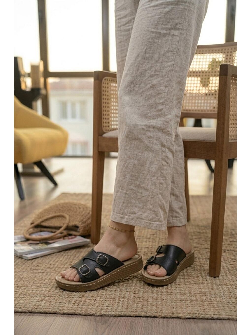 Siyah Trd 101 Çift Tokalı Kalın Tabanlı Kadın Terlik - Günlük Konforlu Yazlık Sandalet-2