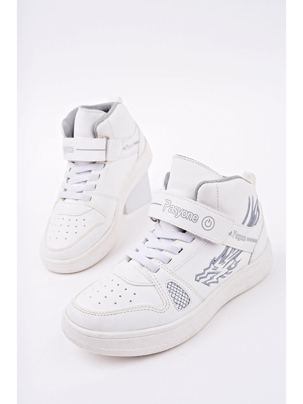 Beyaz Çocuk Boğazlı Günlük Spor Ayakkabı-2