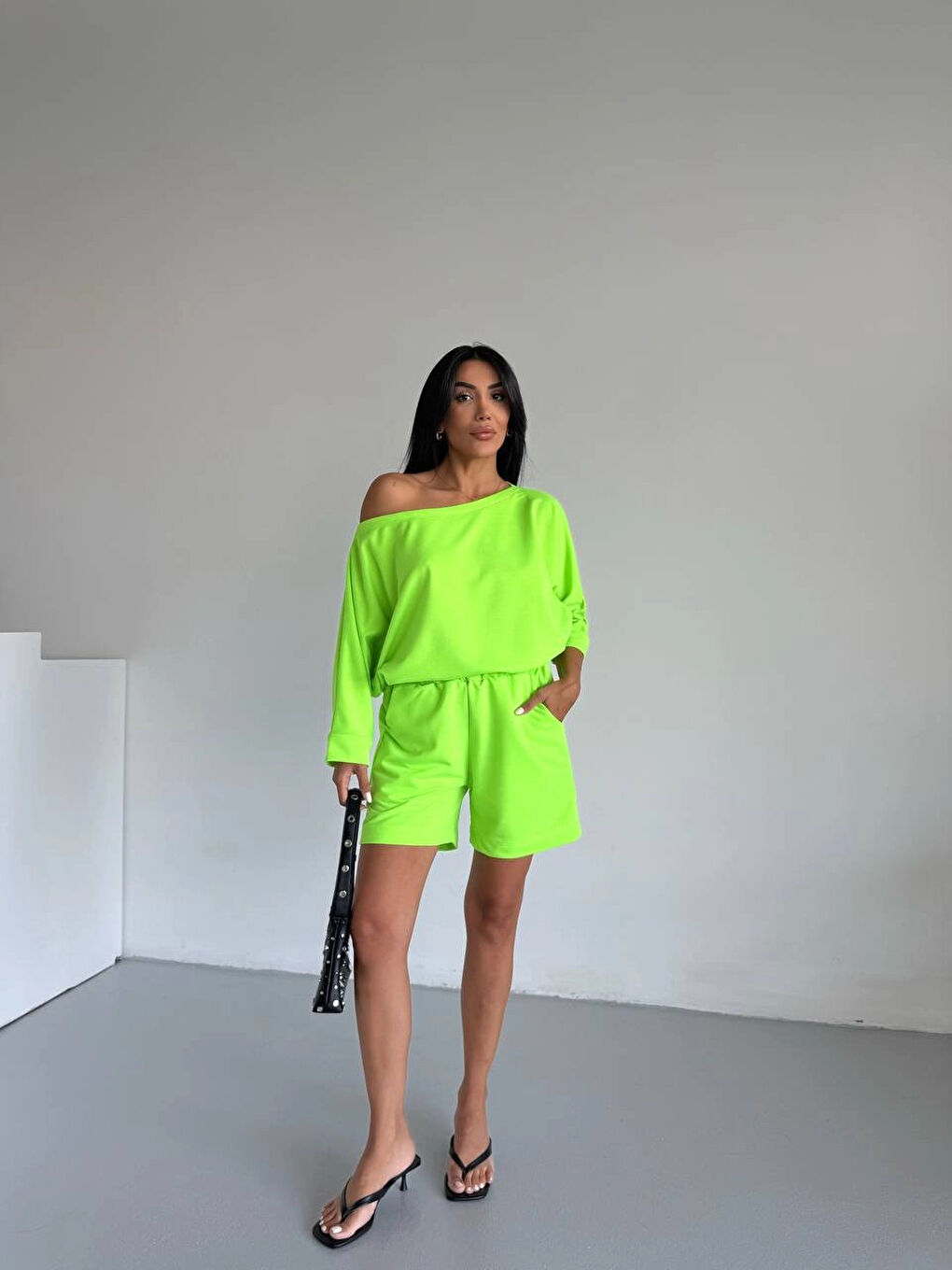Kadın Neon Yeşil 2 İplik Kayık Yaka Bluz Şort Alt Üst Takım HZL25S-120511-2