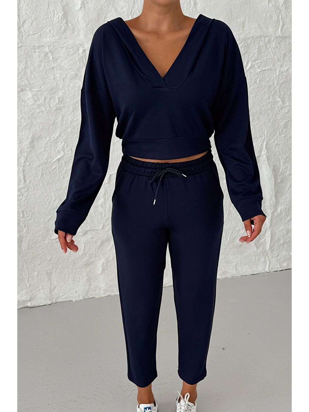 Kadın Lacivert V Yaka Kapüşonlu Crop Eşofman Modal Kumaş Alt-Üst Takım-2