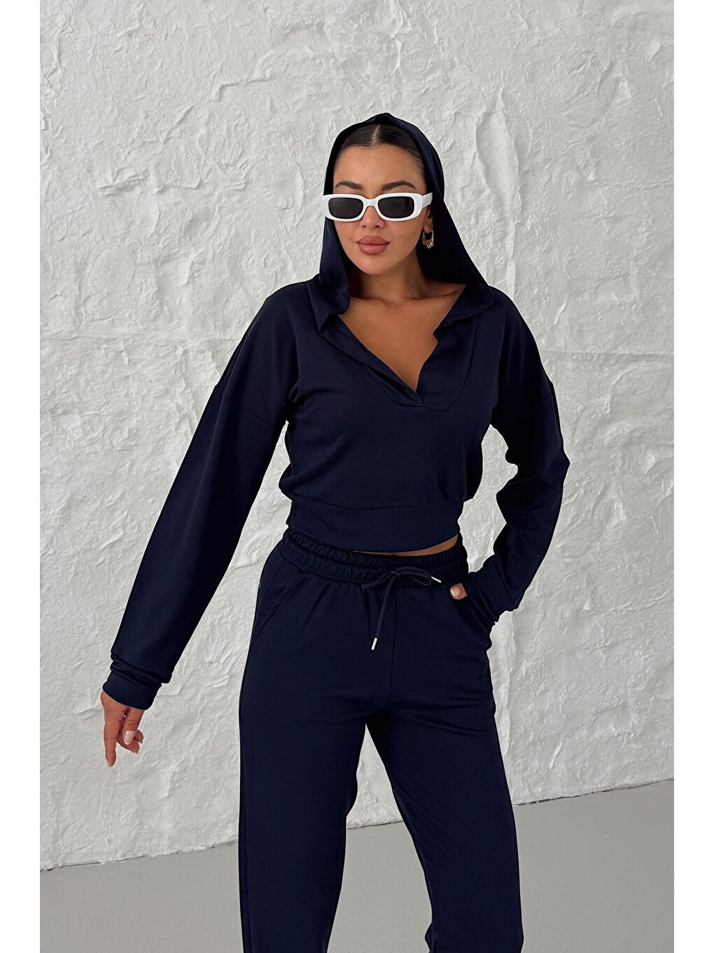 Kadın Lacivert V Yaka Kapüşonlu Crop Eşofman Modal Kumaş Alt-Üst Takım-4