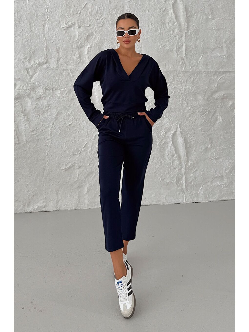 Kadın Lacivert V Yaka Kapüşonlu Crop Eşofman Modal Kumaş Alt-Üst Takım-5