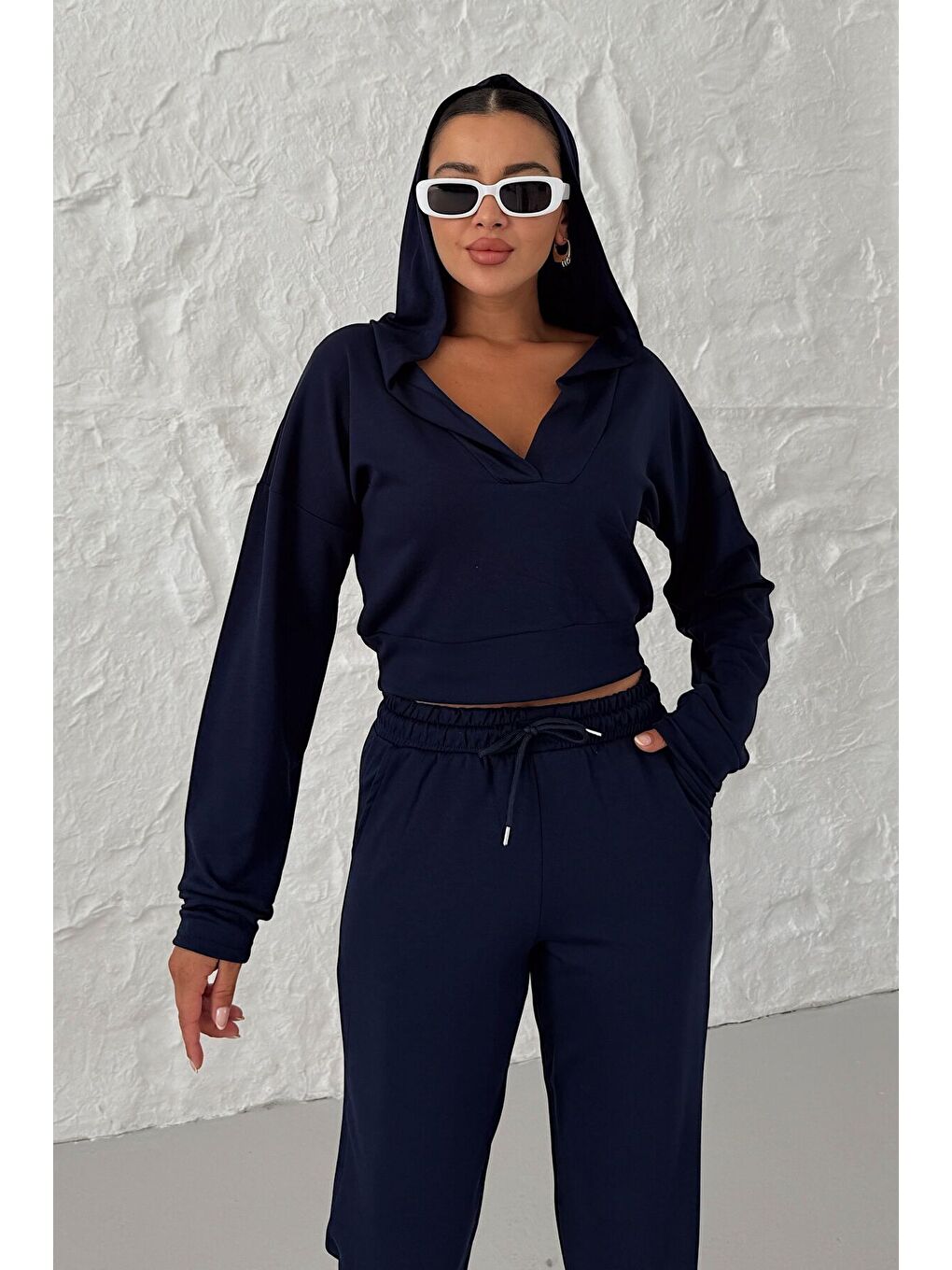Kadın Lacivert V Yaka Kapüşonlu Crop Eşofman Modal Kumaş Alt-Üst Takım-6