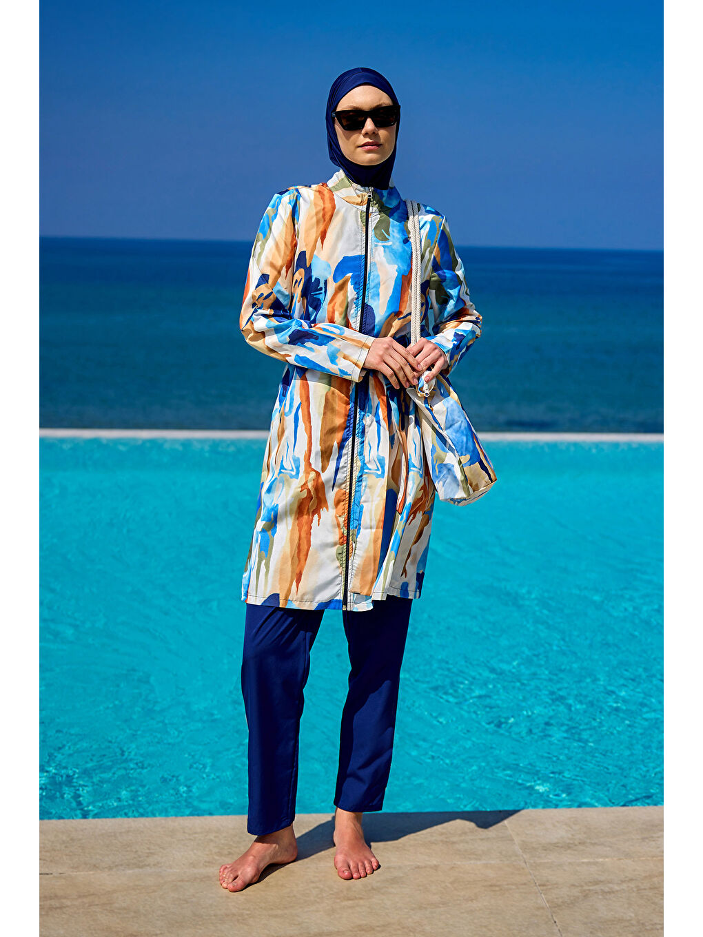 Lacivert Tam Kapalı Tesettür Mayo Plaj Çantalı 4 Parça Set R2514-1