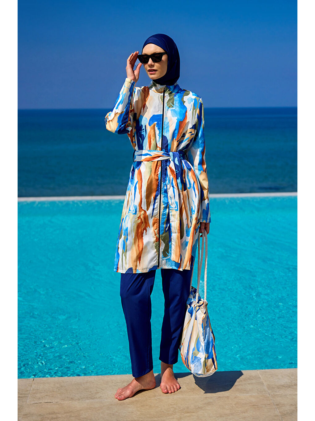 Lacivert Tam Kapalı Tesettür Mayo Plaj Çantalı 4 Parça Set R2514-2