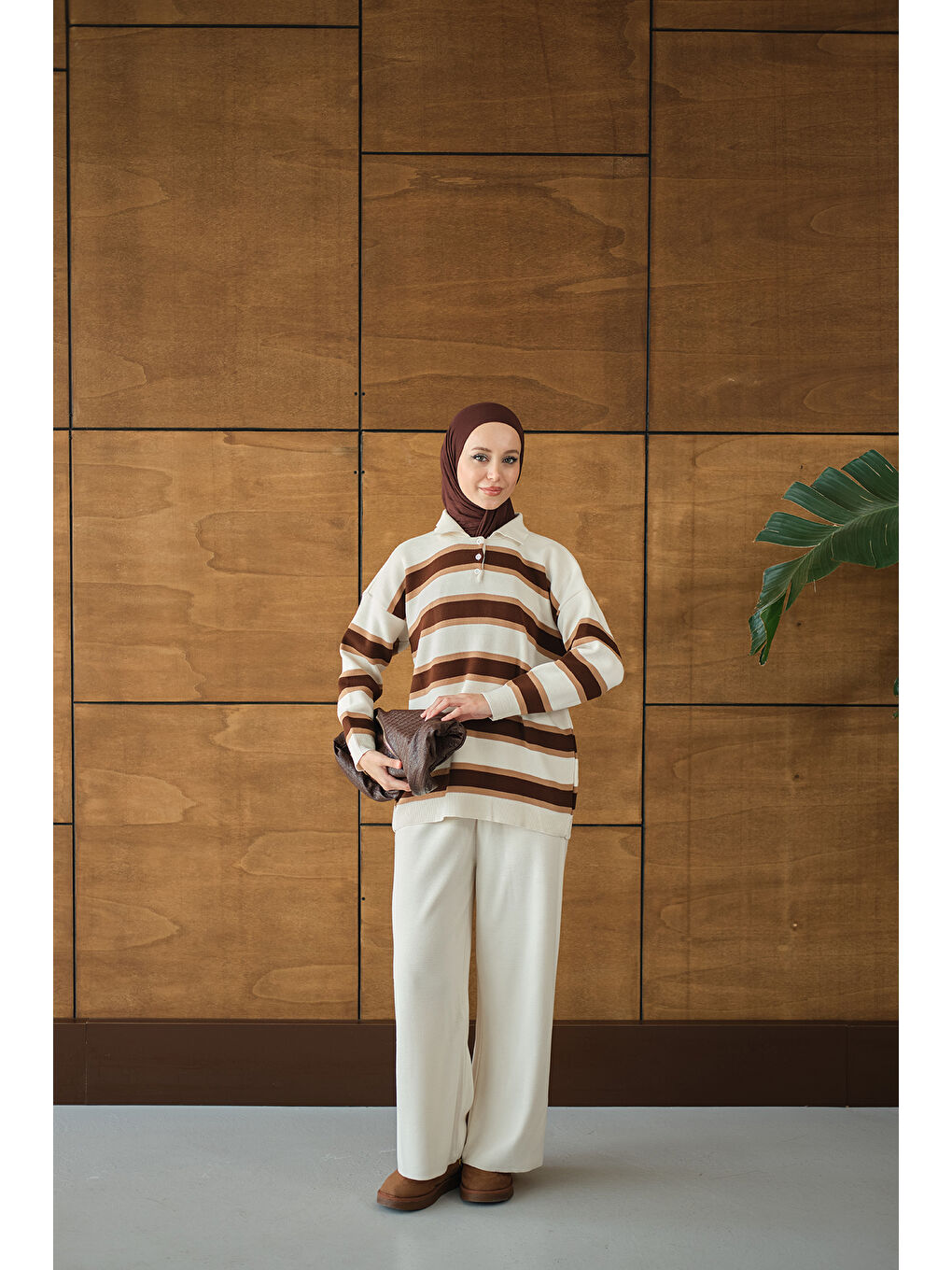 Ekru Kadın Çizgi Düğme Detay Takım Krem-1