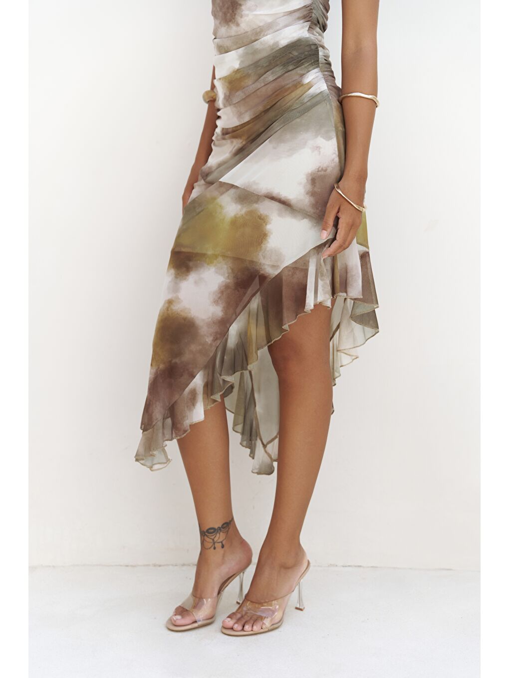 Stracnaha Drape Detaylı Yeşil Straplez Elbise-6