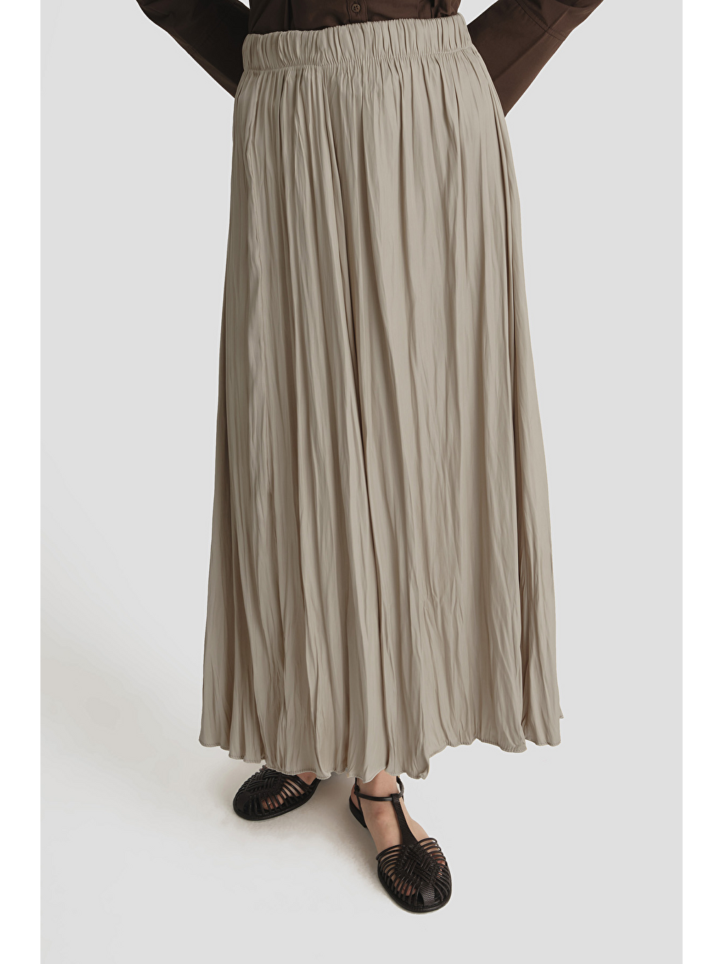 Bej Kırışık Efektli Saten Etek Vizon-2