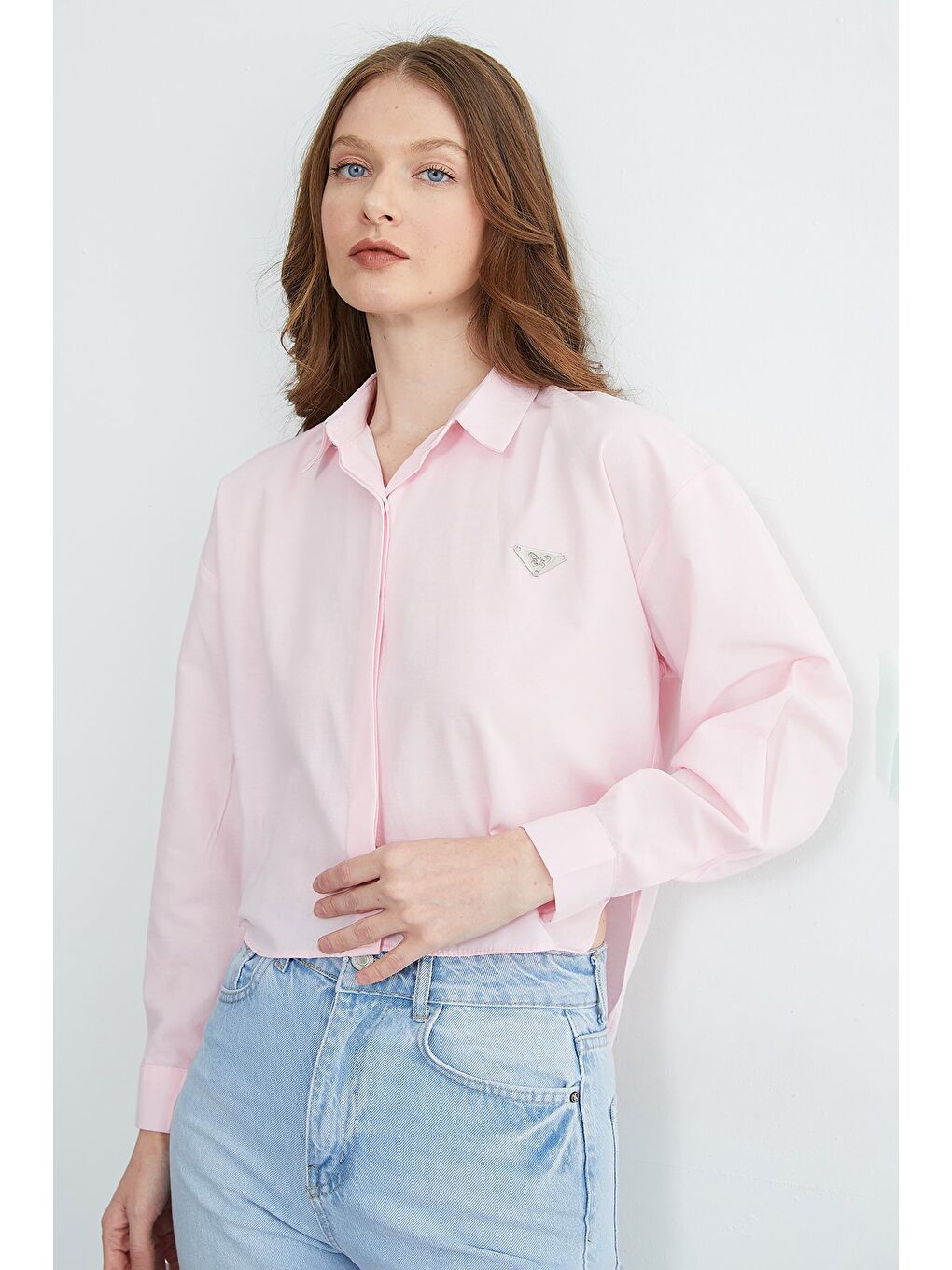 Pembe Kelebek Aksesuarlı Crop Gömlek-4