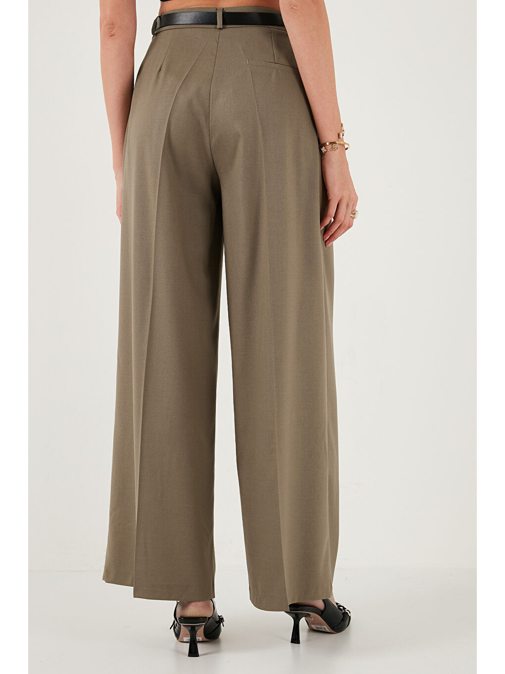 Bej Pileli Wide Leg Yüksek Bel Geniş Paça Kemerli Palazzo Pantolon 68351070-6