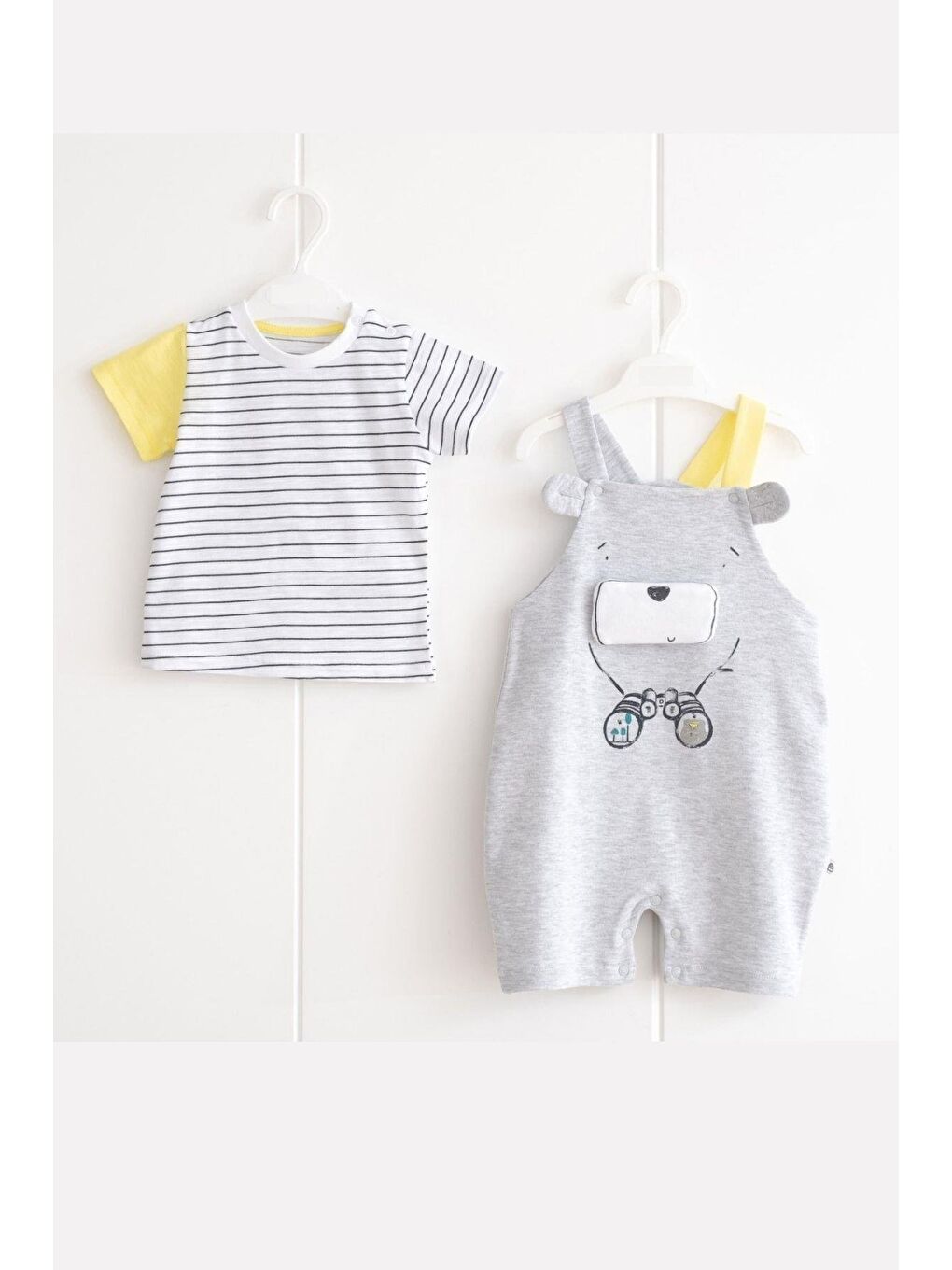 Gri Erkek Bebek Sevimli Ayıcıklı Kısa Kollu Salopet