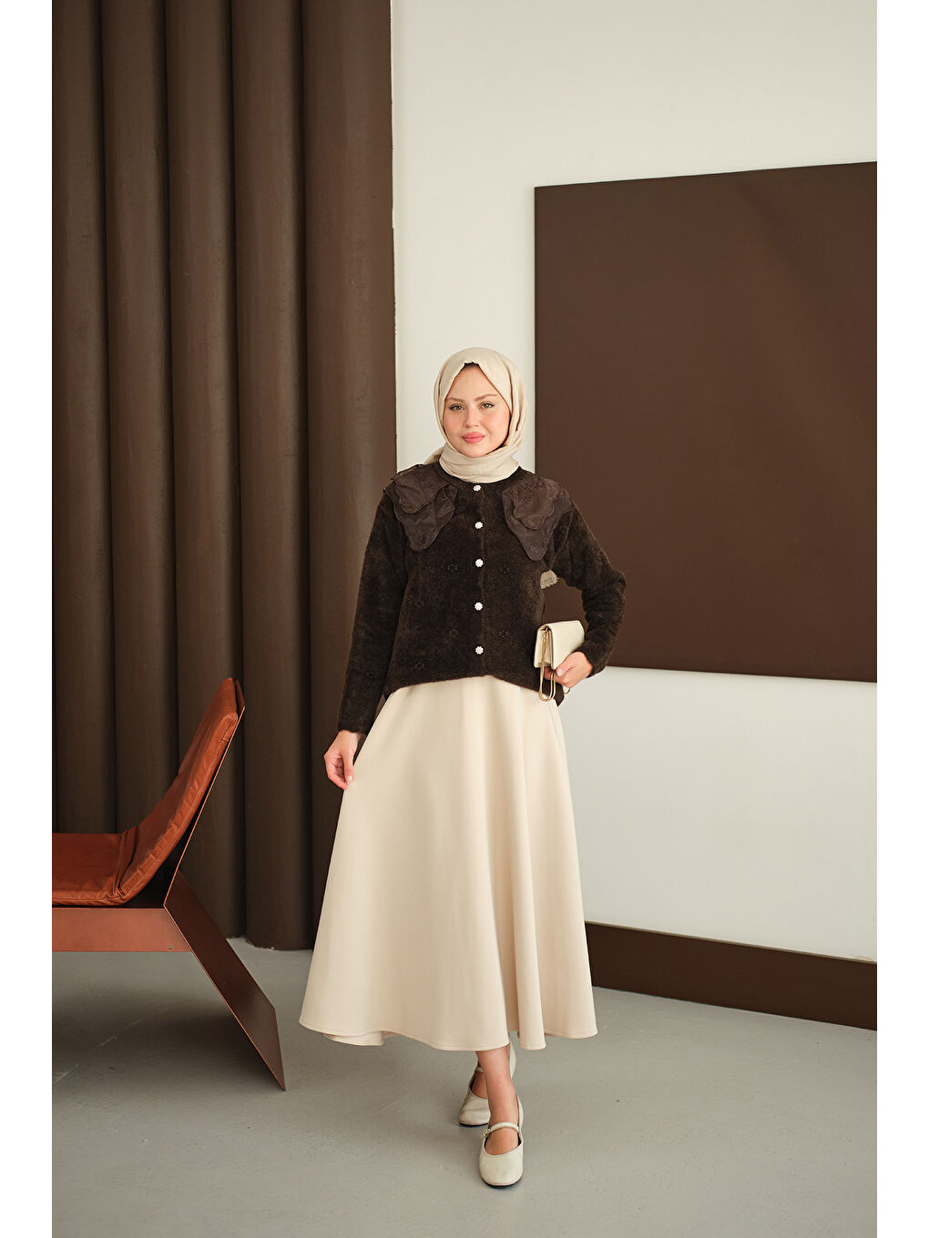 Kadın Dantel Yaka Püsküllü Hırka Kahverengi-3